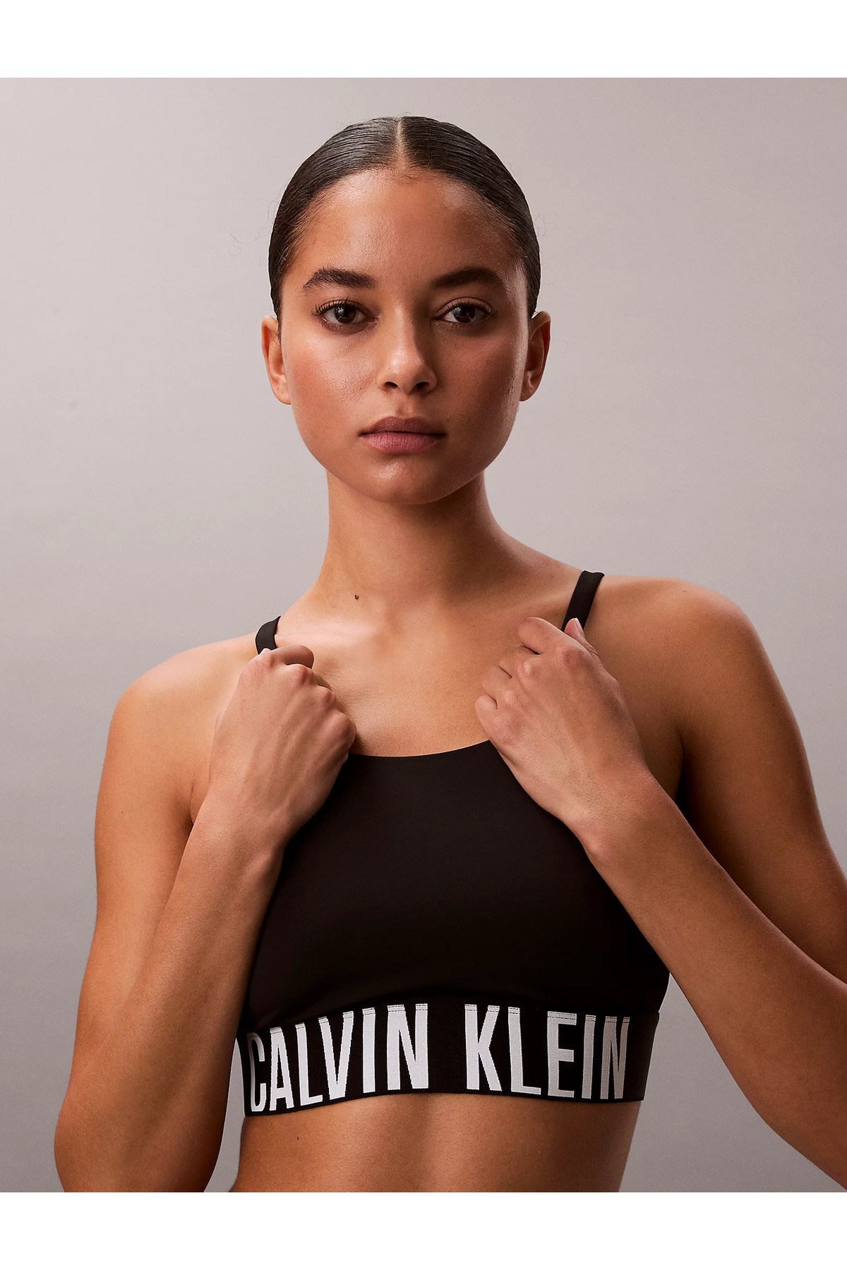 kadin-siyah-bikini-ustu-10f36b.jpg
