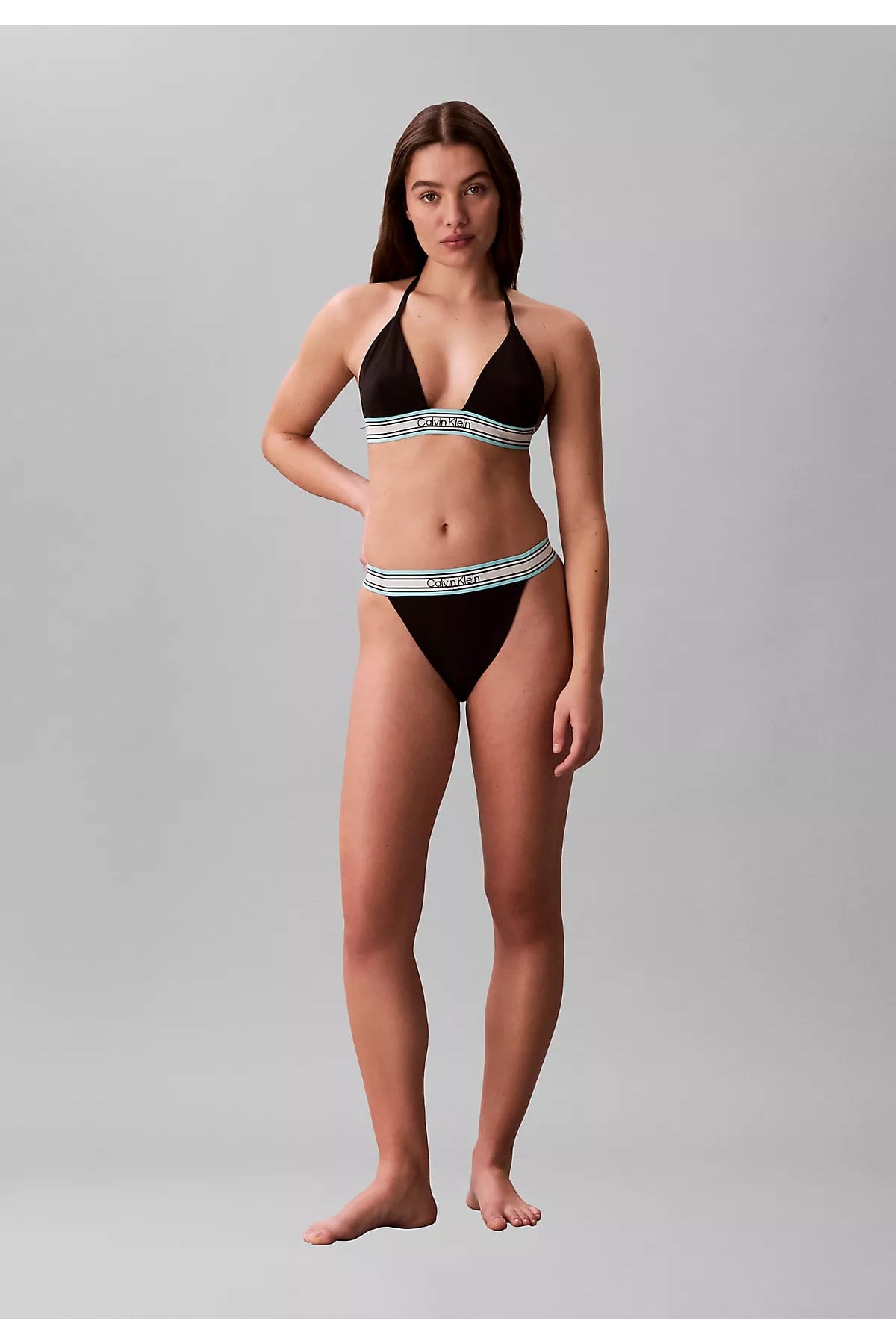 kadin-siyah-bikini-ustu-d-ccdc.jpg