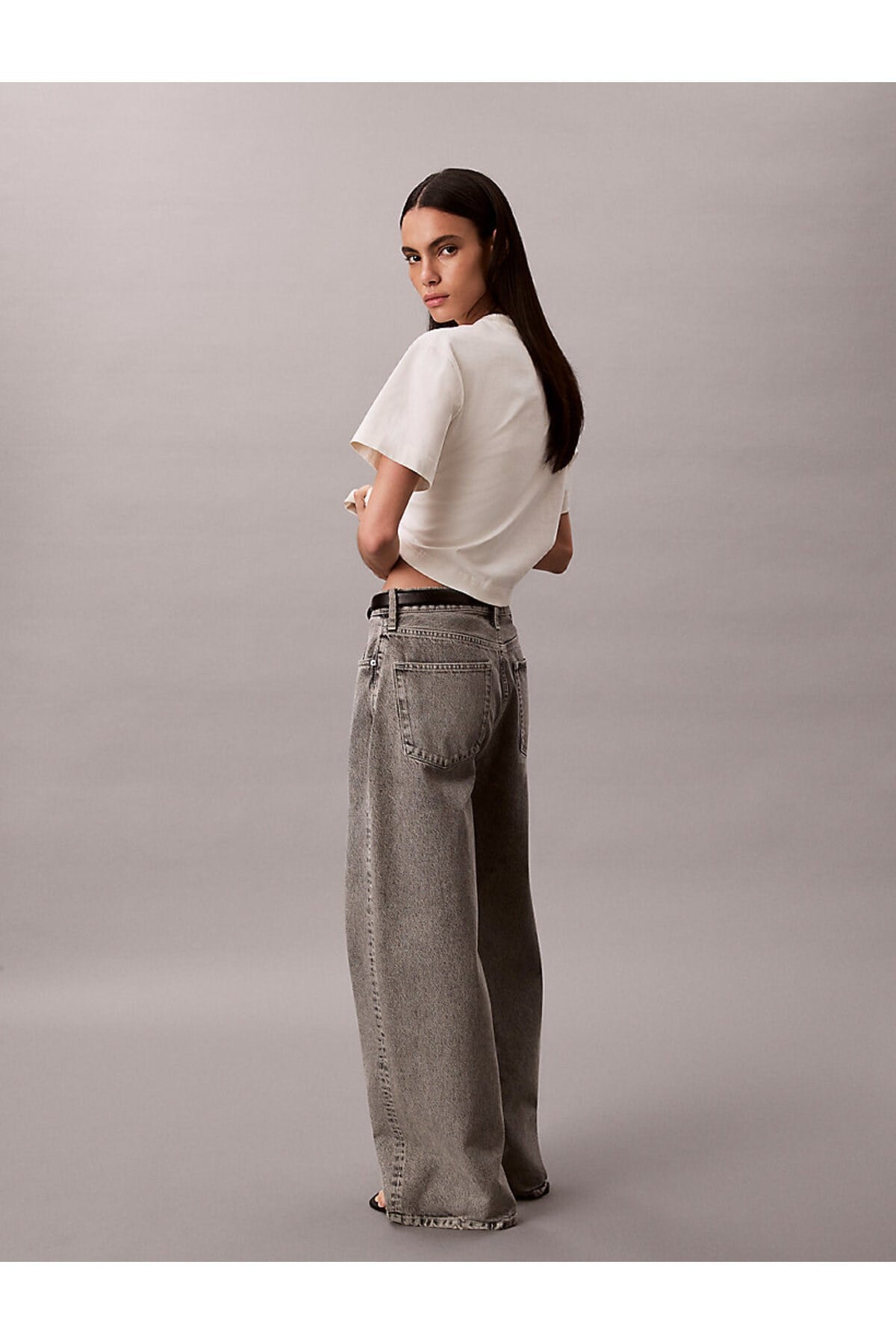kadin-ss-boxy-fit-grafik-detayli-crop--c0-468.jpg