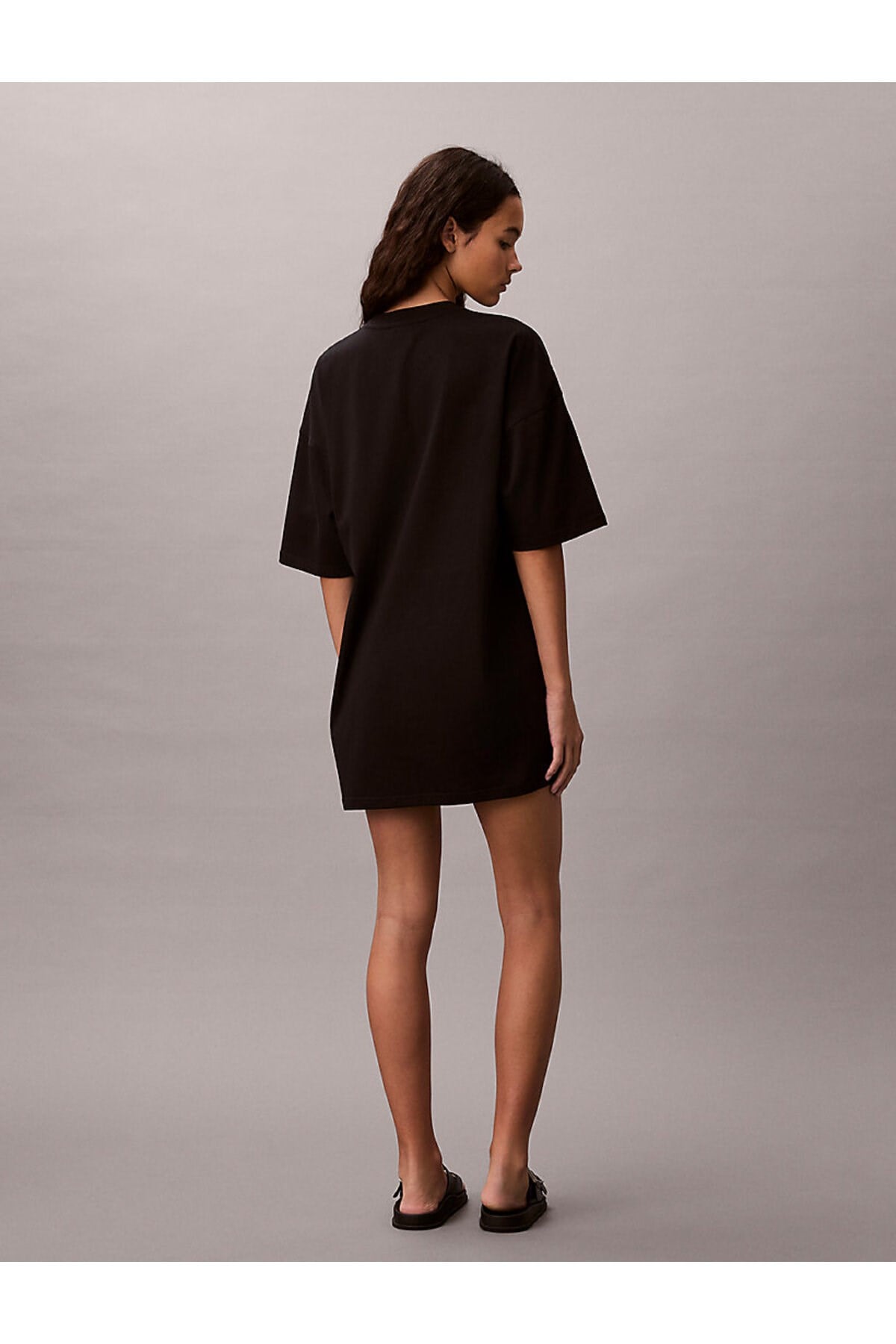 kadin-ss-oversize-woven-label-t-shirt--674-0d.jpg