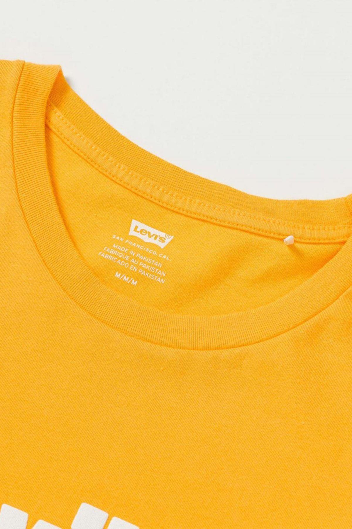 kadin-t-shirt-perfect-tee-poster-logo--e25adb.jpg