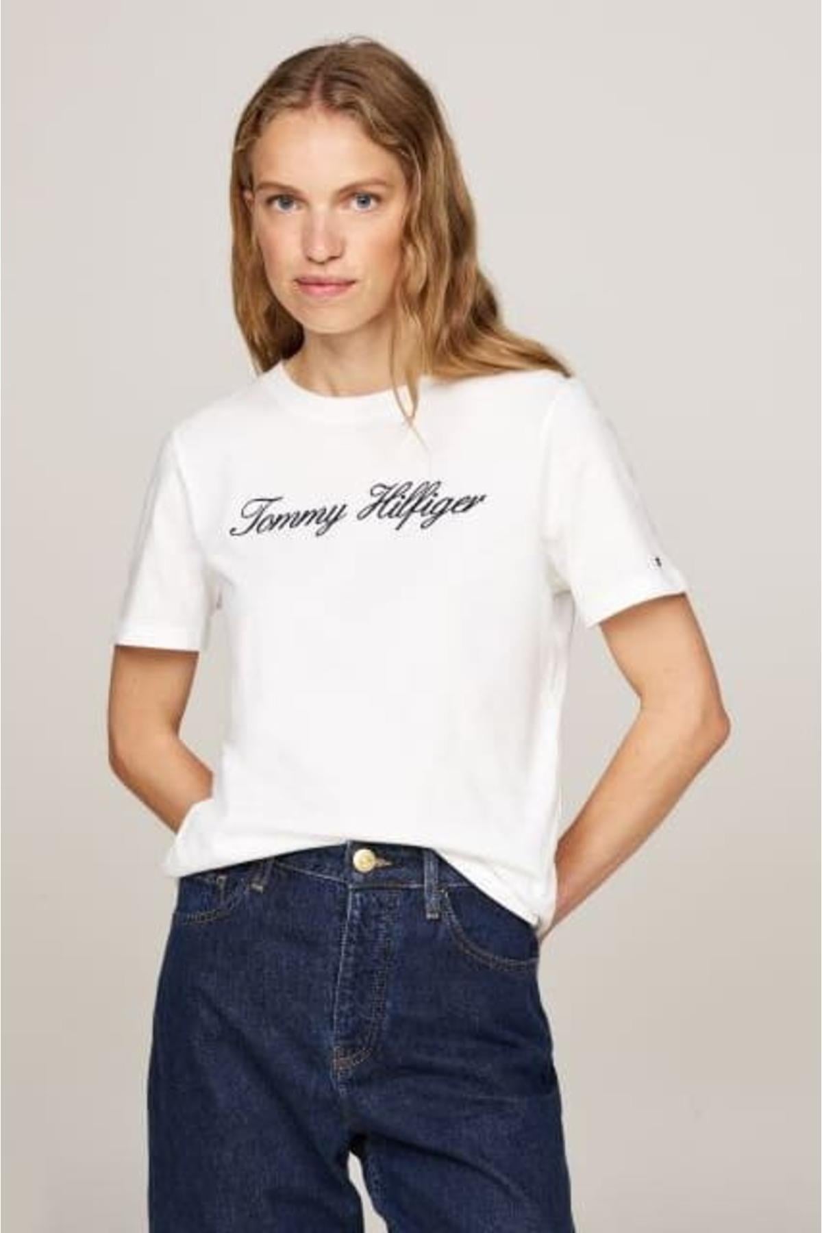 kadin-th-script-logo-regular-t-shirt-e-058-86.jpg