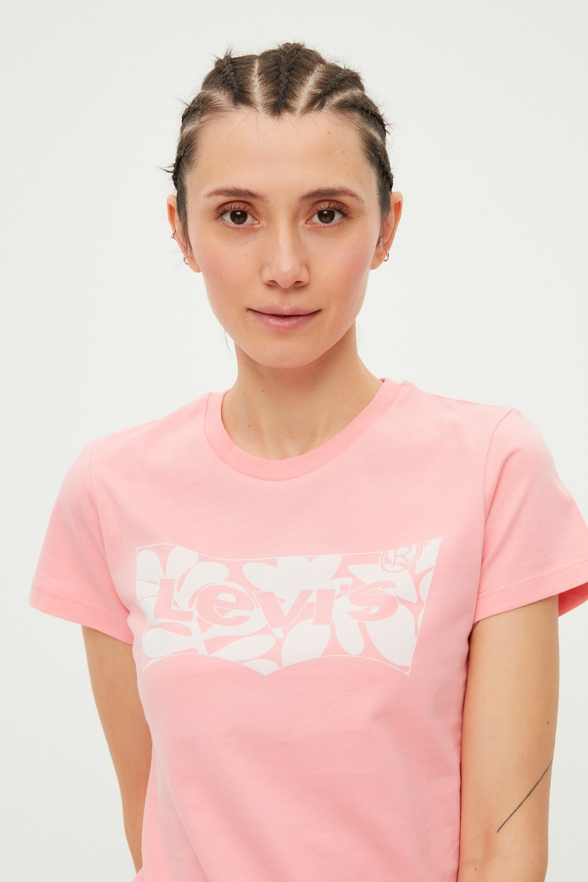 kadin-the-perfect-tee-lse_batwing-fill-2091-4.jpg