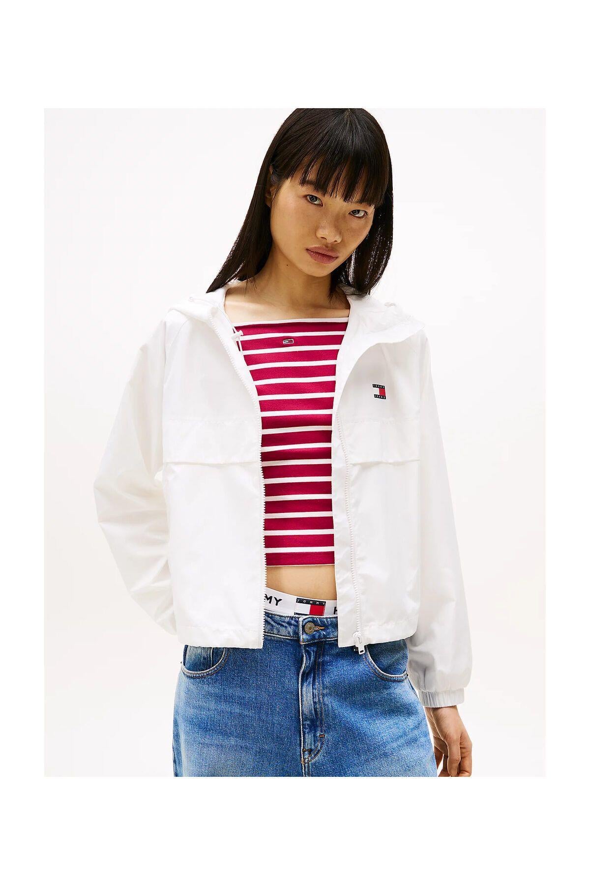 kadin-tjw-essential-windbreaker-ext-ce-1-becc.jpg