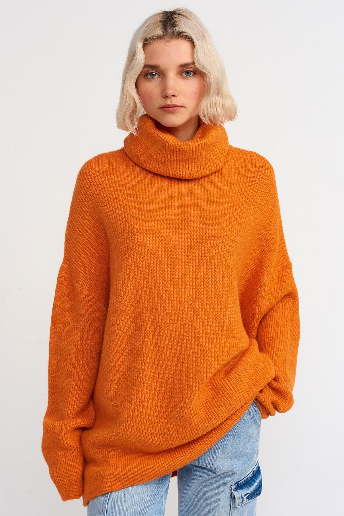 kadin-turuncu-balikci-yaka-oversize-ka-4646-9.jpg