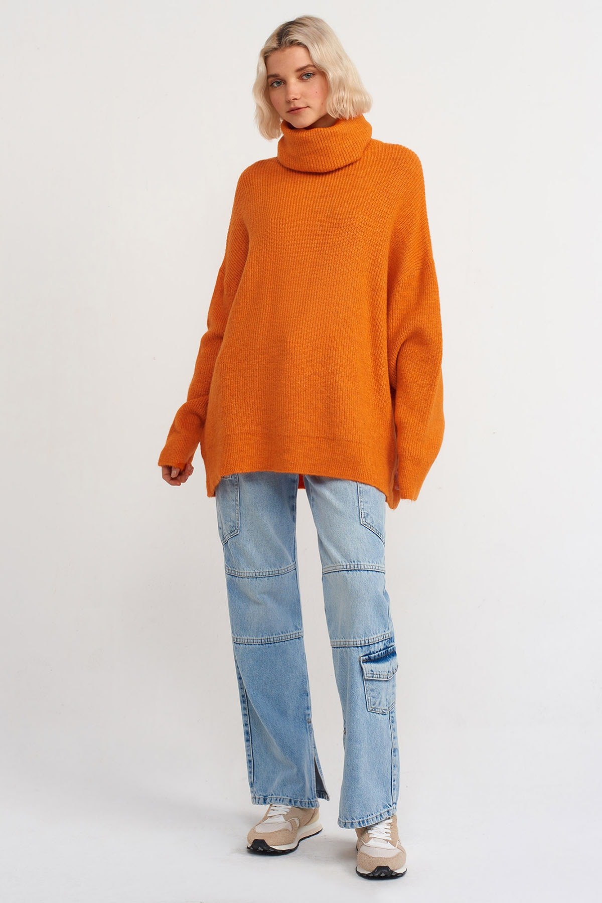 kadin-turuncu-balikci-yaka-oversize-ka-b3ec67.jpg