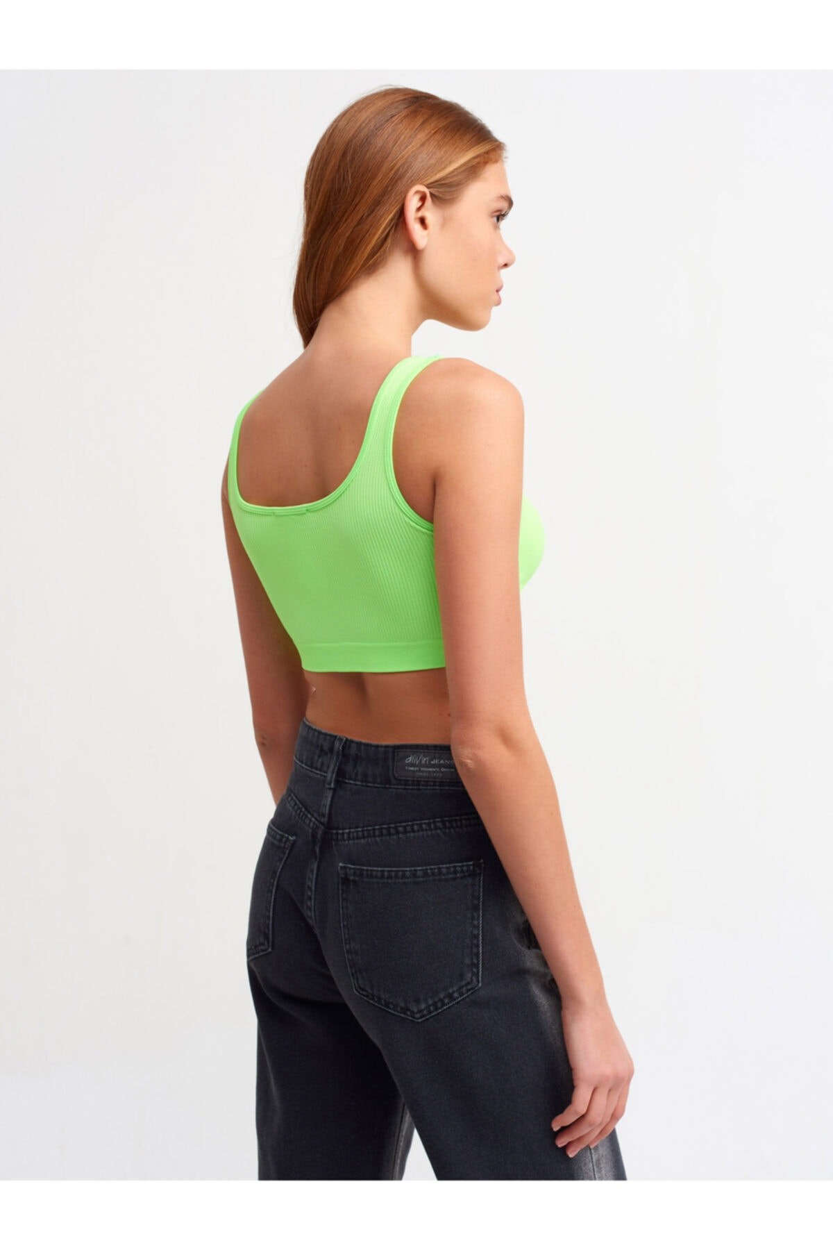 kadin-yesil-askili-crop-top-bluz-55-5ee.jpg