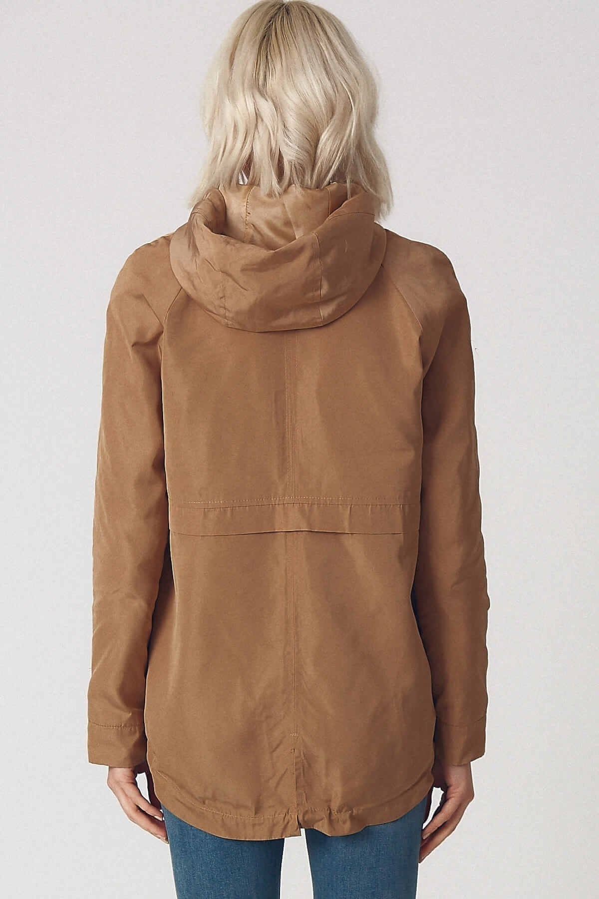 kapison-detayli-mont-camel-c2-a2b.jpg
