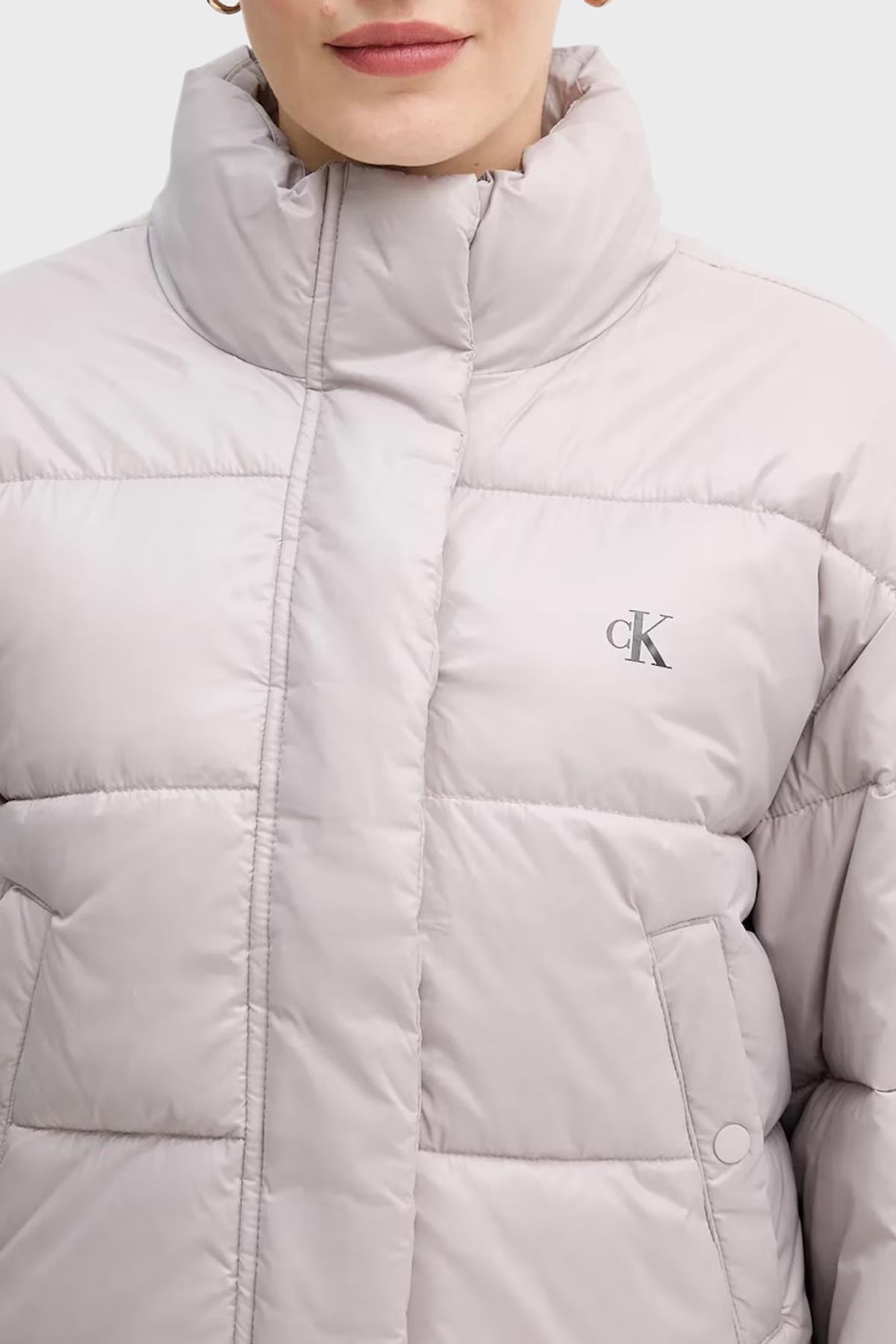 kapitoneli-regular-fit-dik-yaka-sisme--10cfe0.jpg