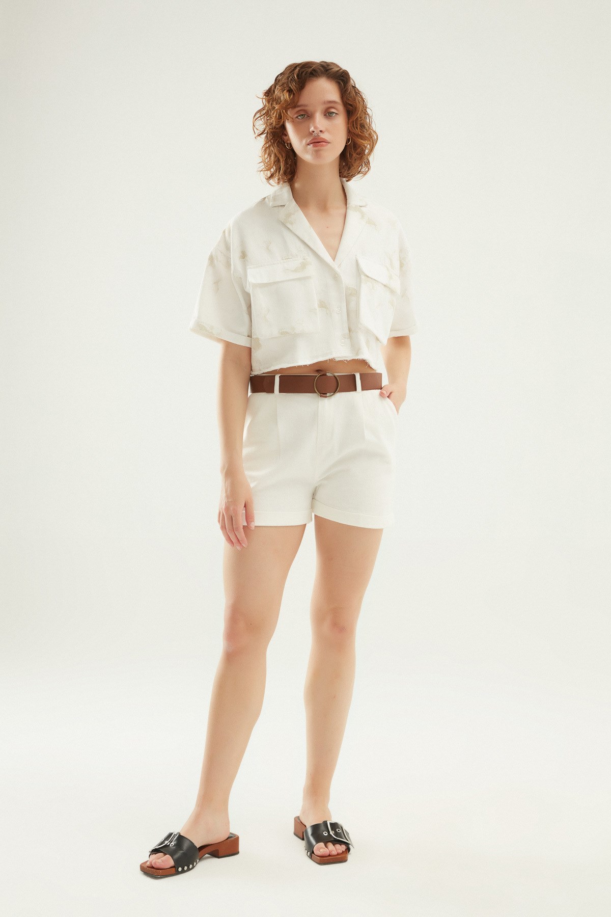 kemerli-gabardin-duble-paca-sort-beyaz-003-23.jpg