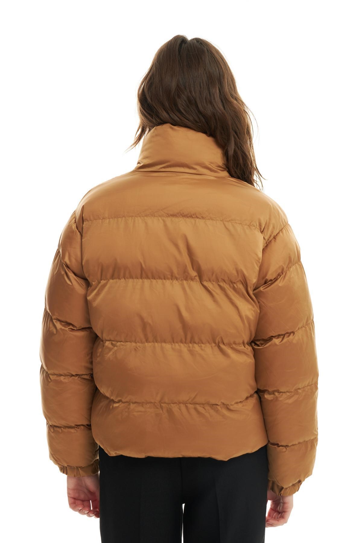 kisa-sisme-mont-camel-cb-b82.jpg
