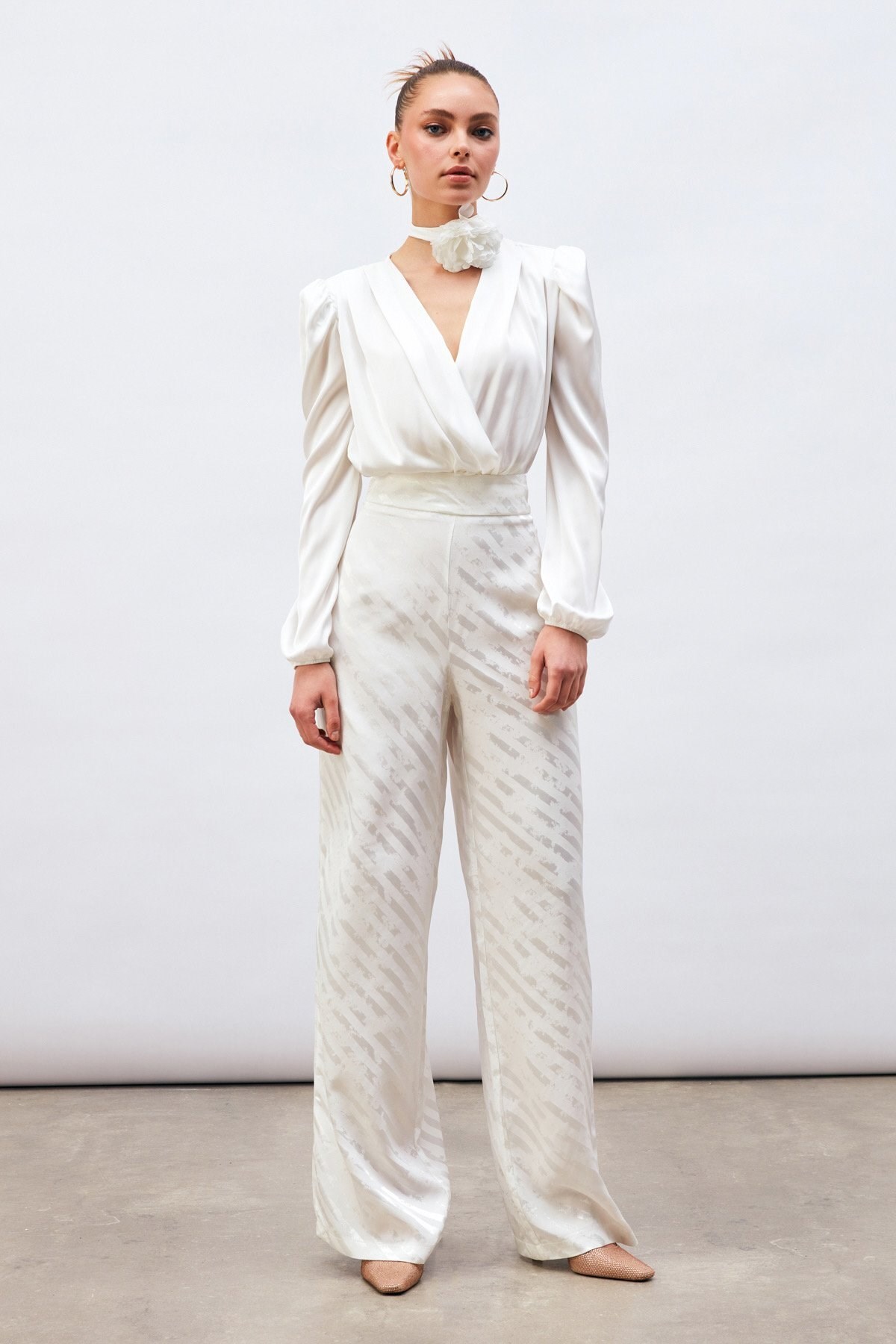 kruvaze-saten-bodysuit-bluz-ekru-a21948.jpg