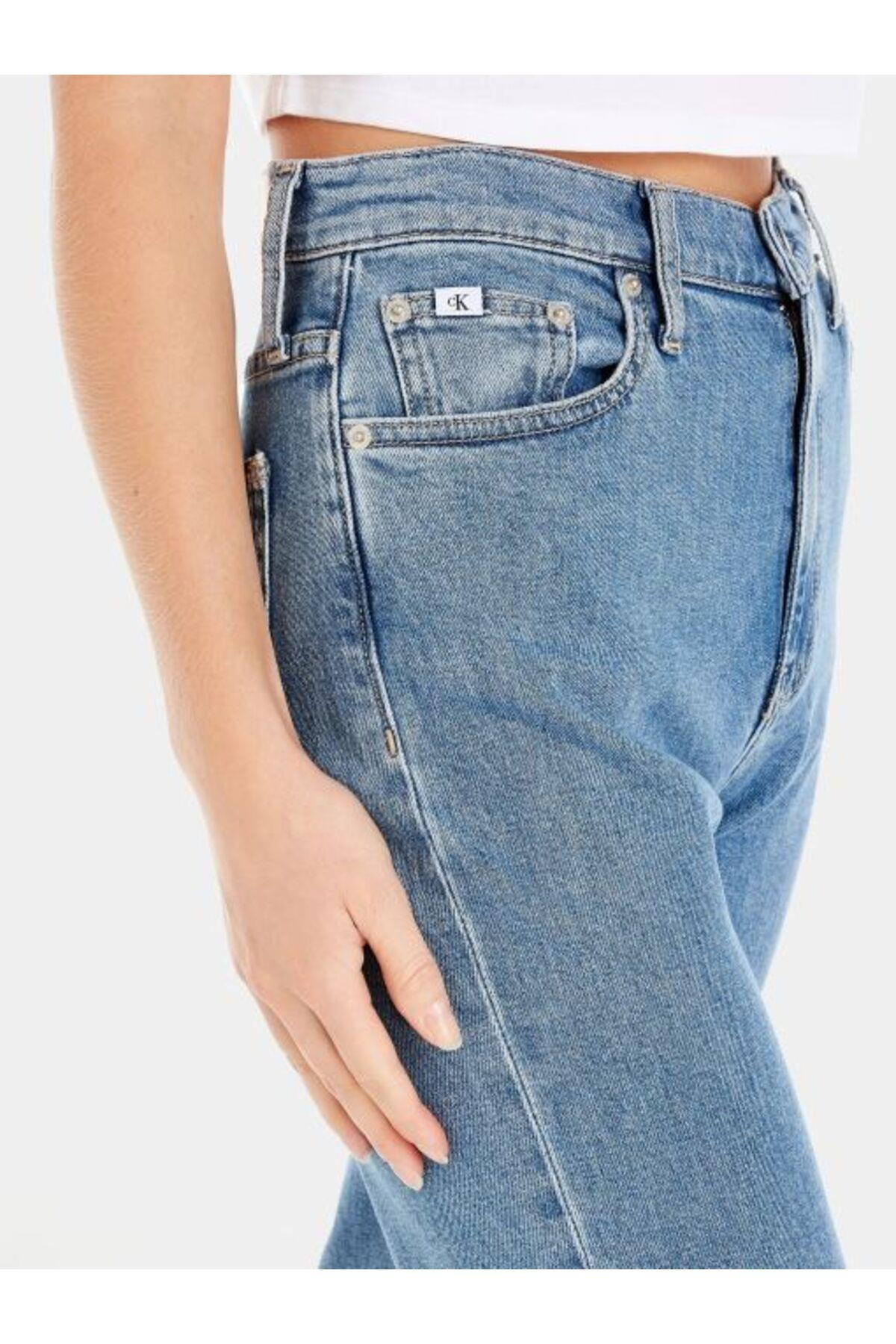 lacivert-kadin-jeans-2f6-18.jpg