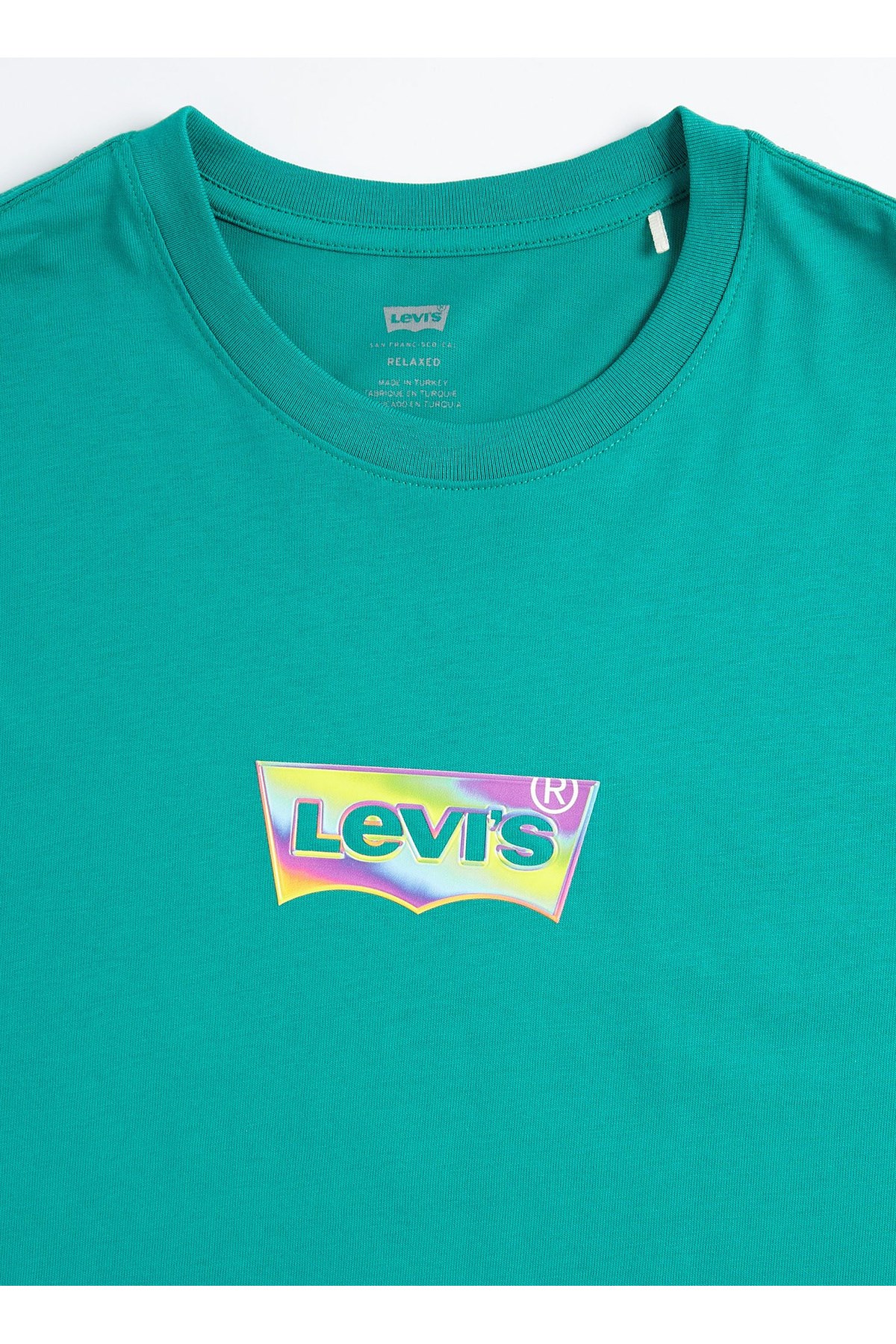 levis-bisiklet-yaka-baskili-yesil-t-sh-afe2-4.jpg