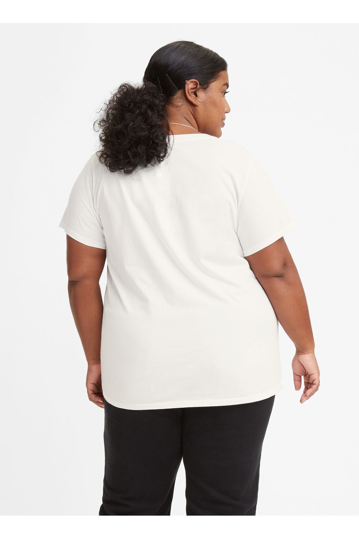 levis-bisiklet-yaka-beyaz-kadin-t-shir-9bf-60.jpg