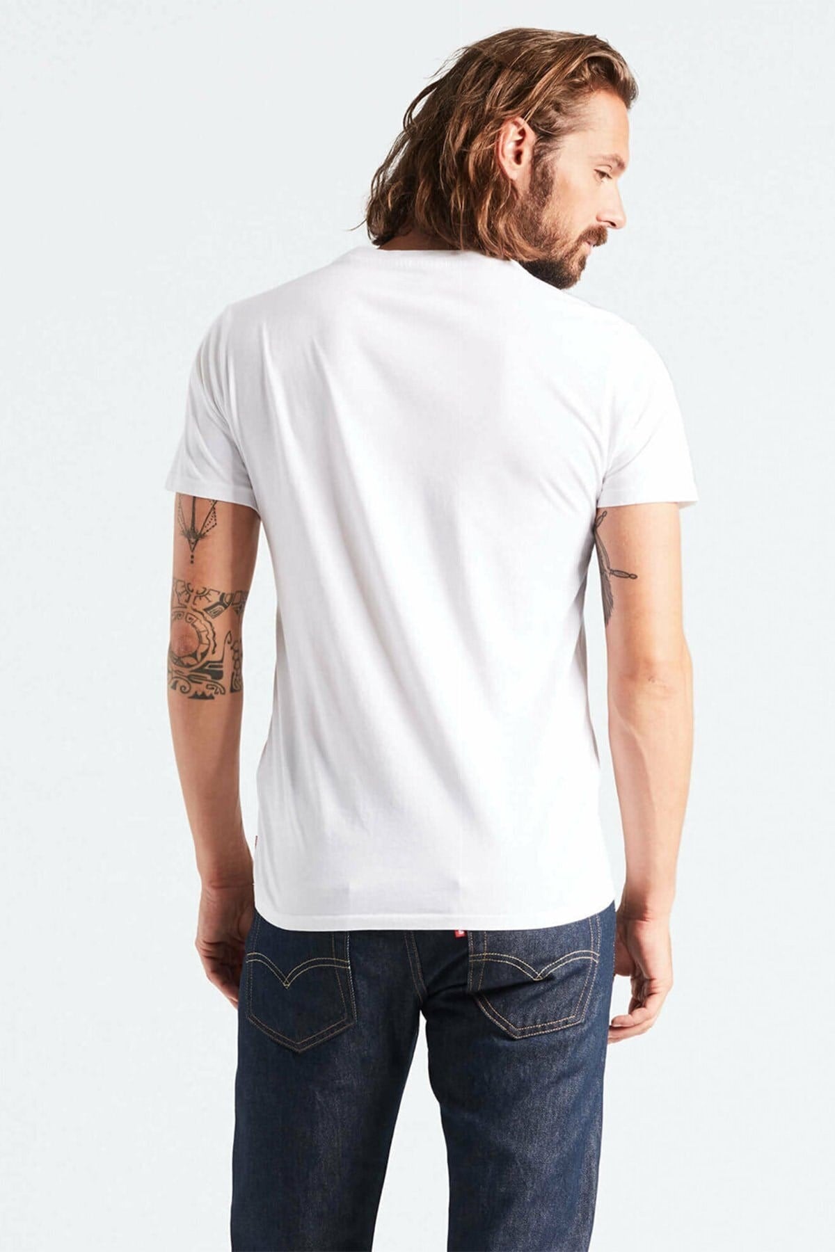 levis-erkek-istanbul-baskili-beyaz-t-s-637ab0.jpg