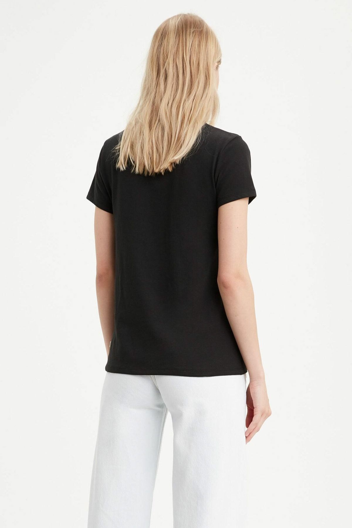 levis-kadin-the-perfect-90s-serif-t-sh-51331f.jpg