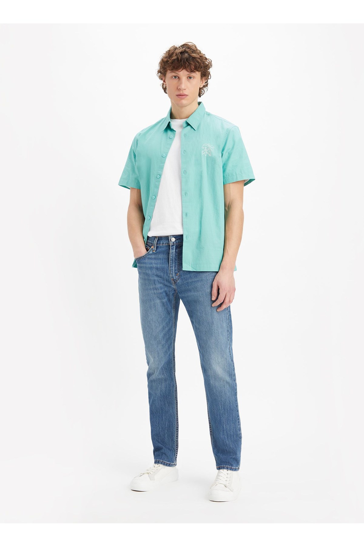 levis-normal-bel-regular-tapered-denim-2ade35.jpg