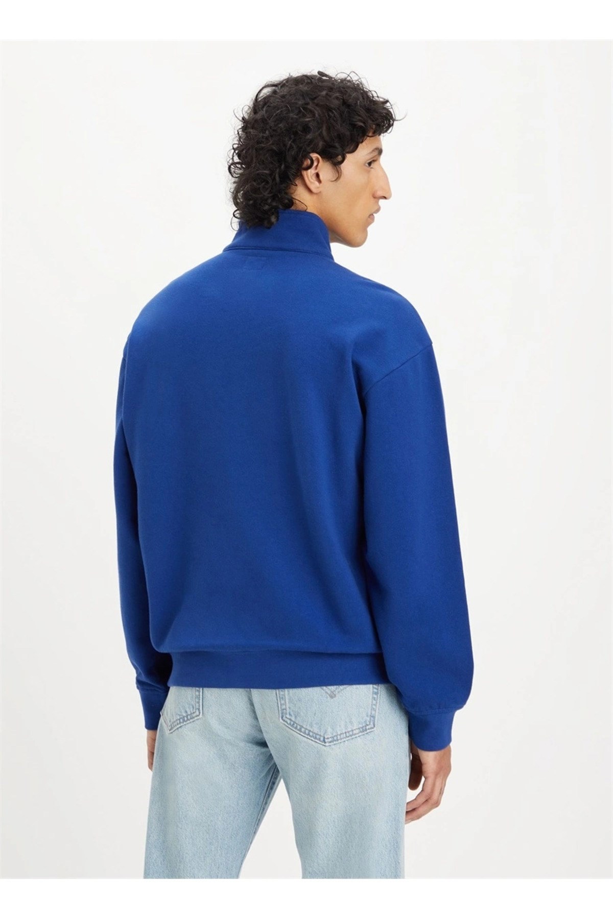 levis-sweatshirt-a7754-0002-f0a03e.jpg