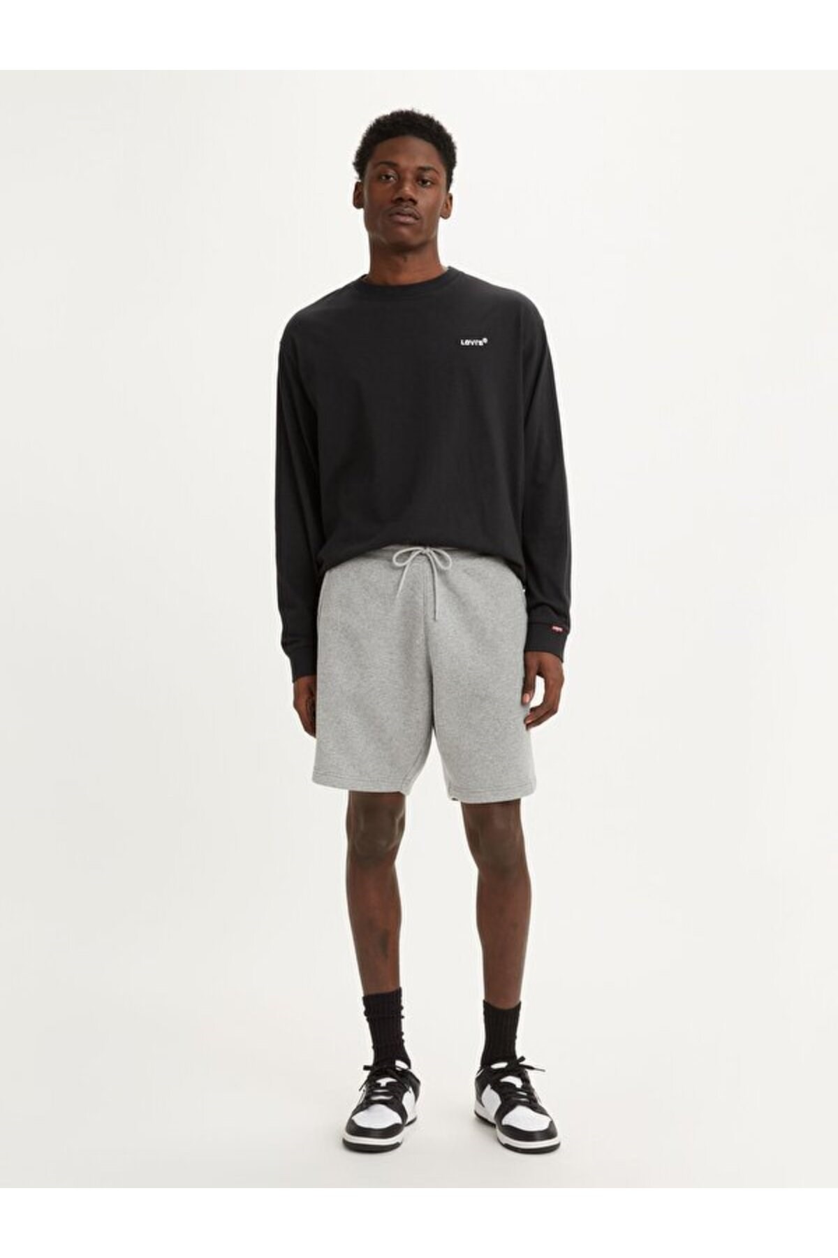 levis-sweatshorts--b06e-.jpg