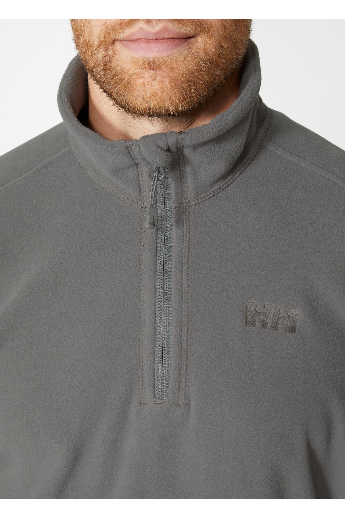light-halfzip-polar-ada9ea.jpg