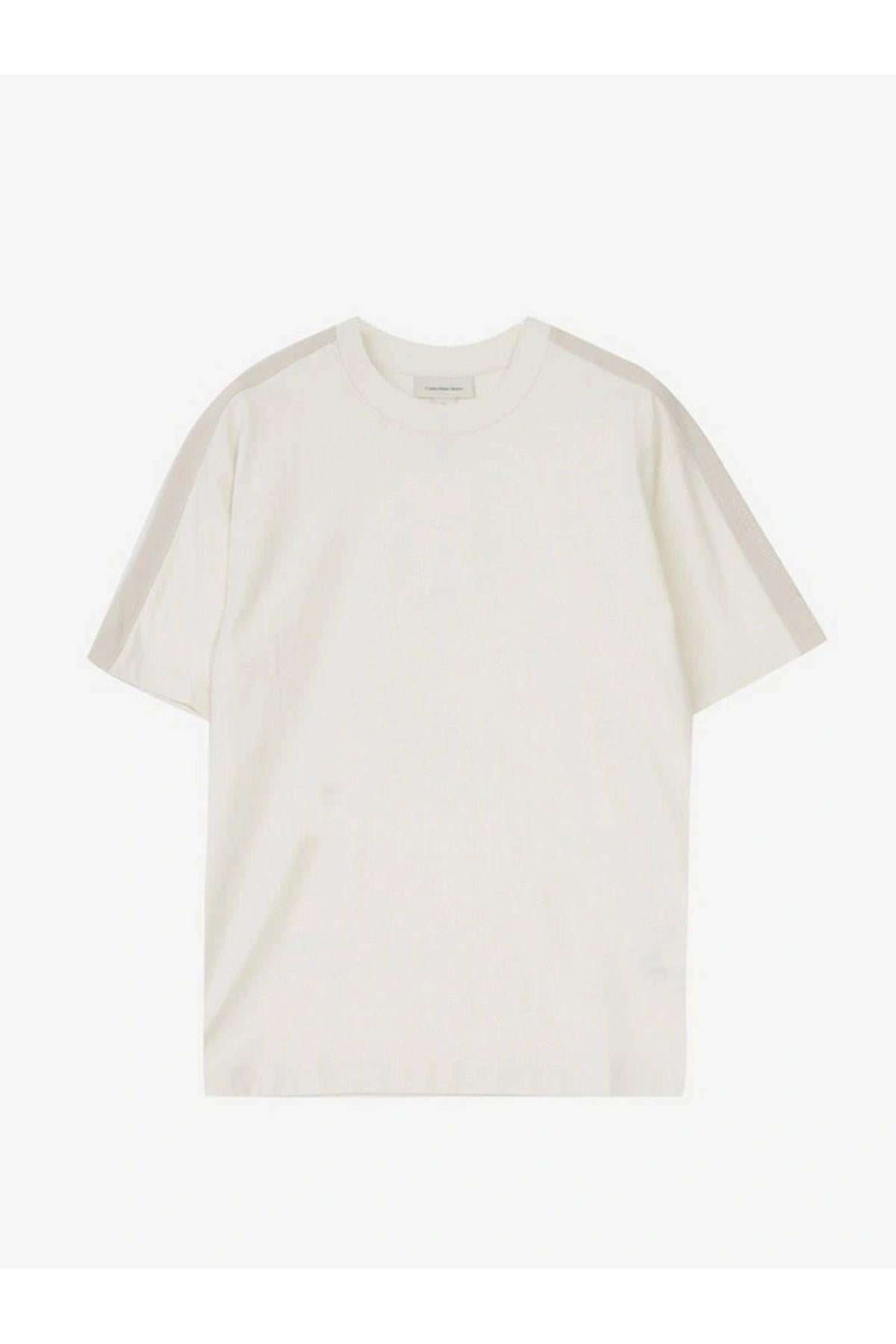 logo-tape-tee-02e646.jpg