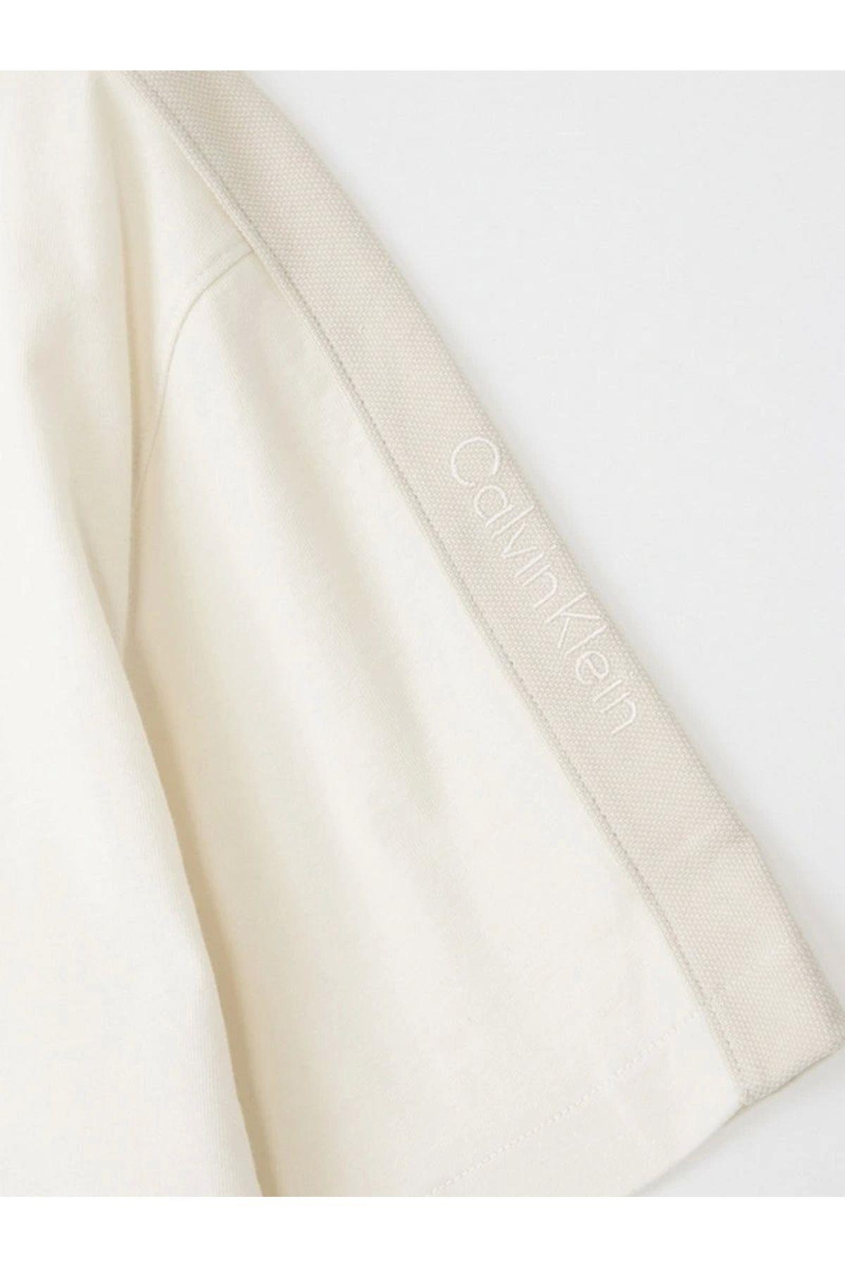logo-tape-tee-bfd0d6.jpg