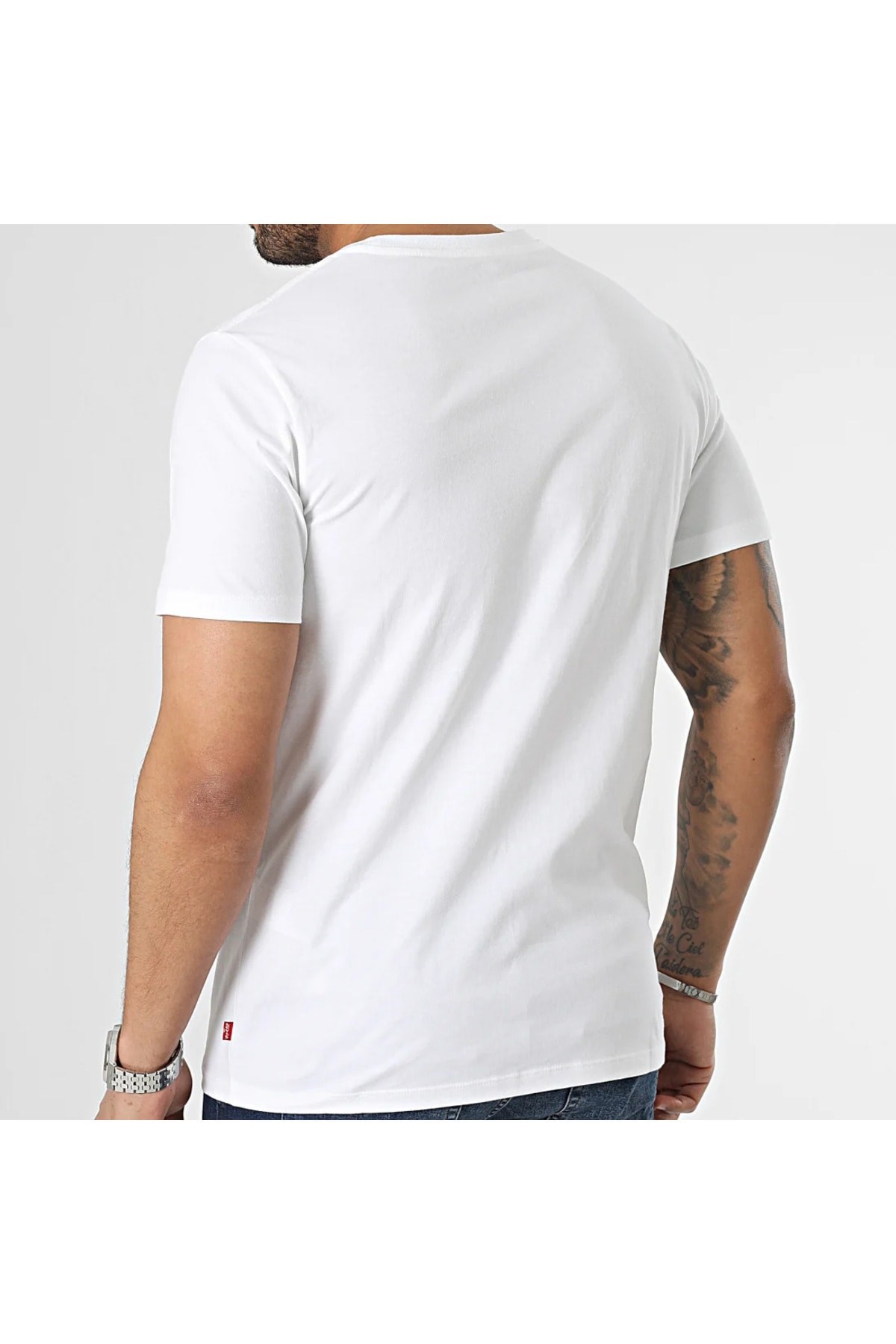 lse_graphic-crewneck-te-cutout-bw-whit-9bd5-3.jpg