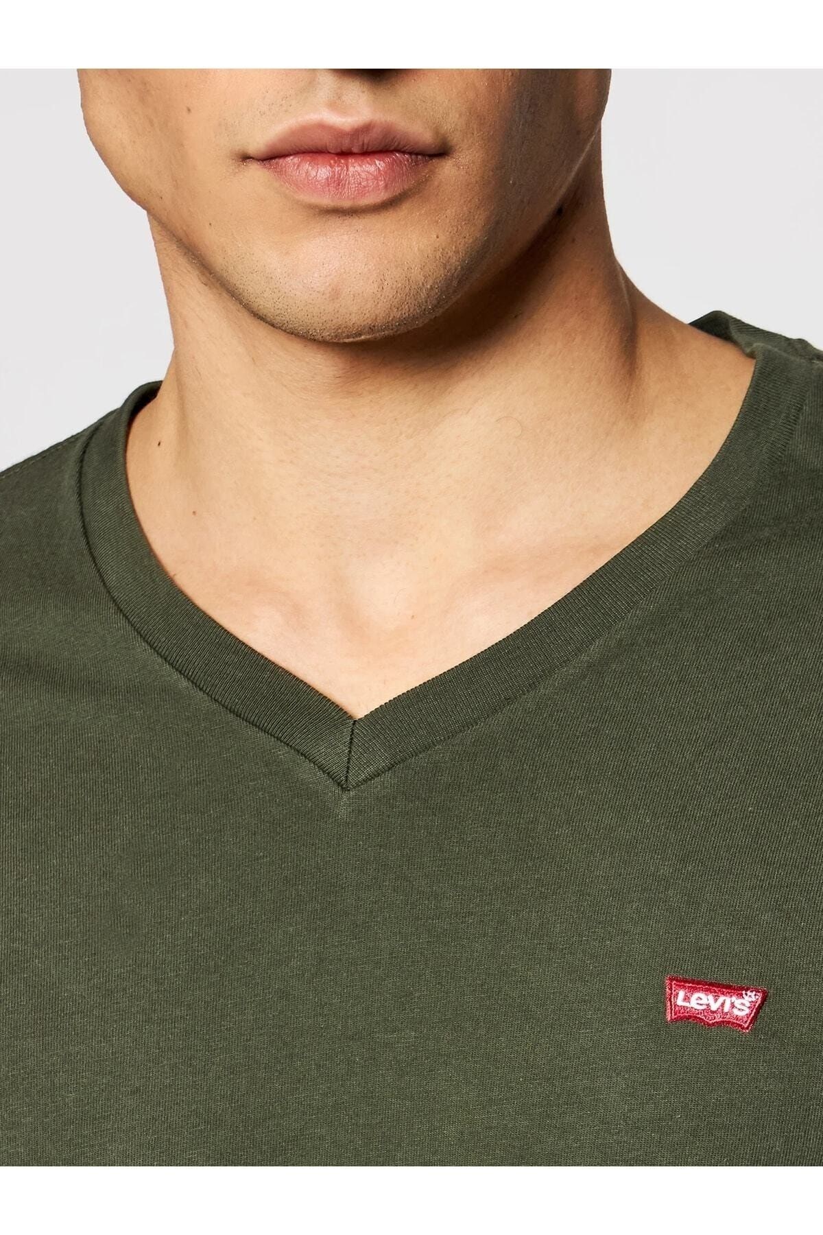 lse_orig-hm-vneck-thyme-730964.jpg