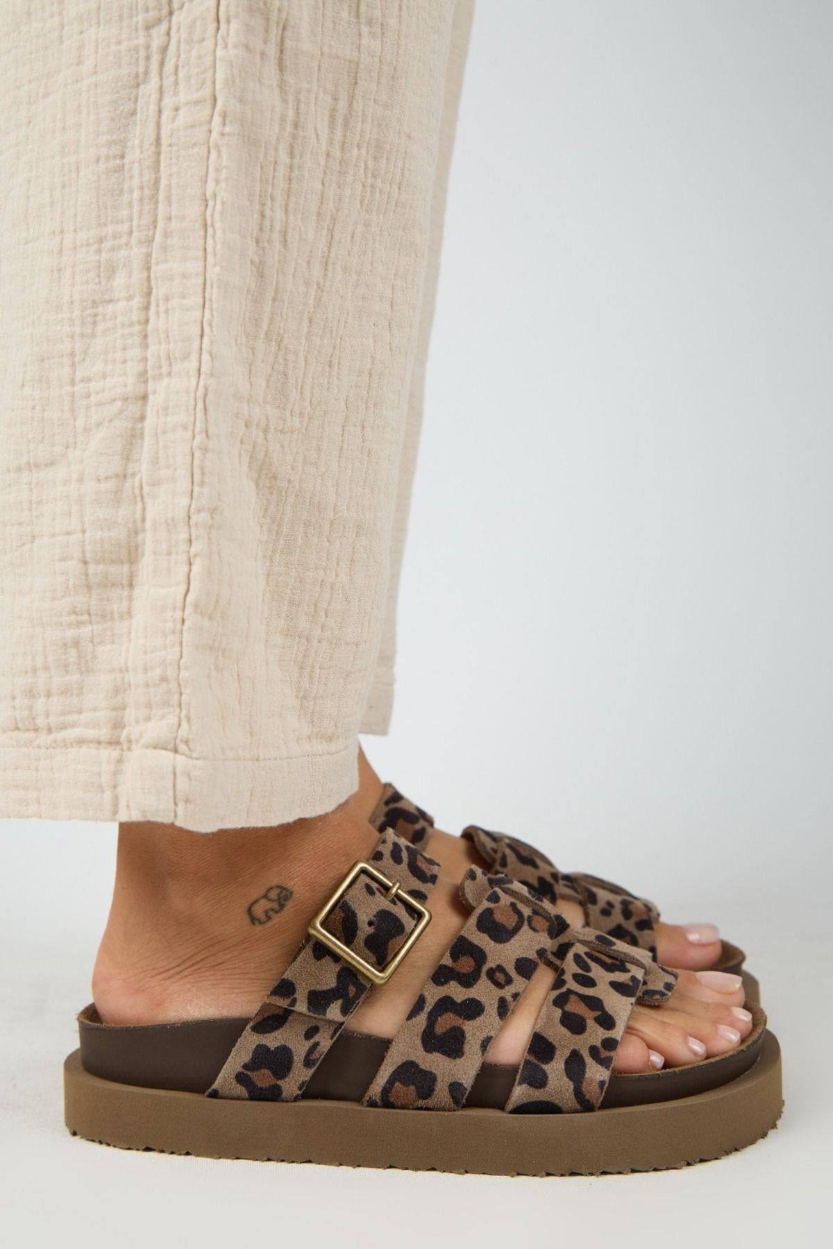 luno-platform-deri-kadin-terlik-leopar-a6-b7b.jpg