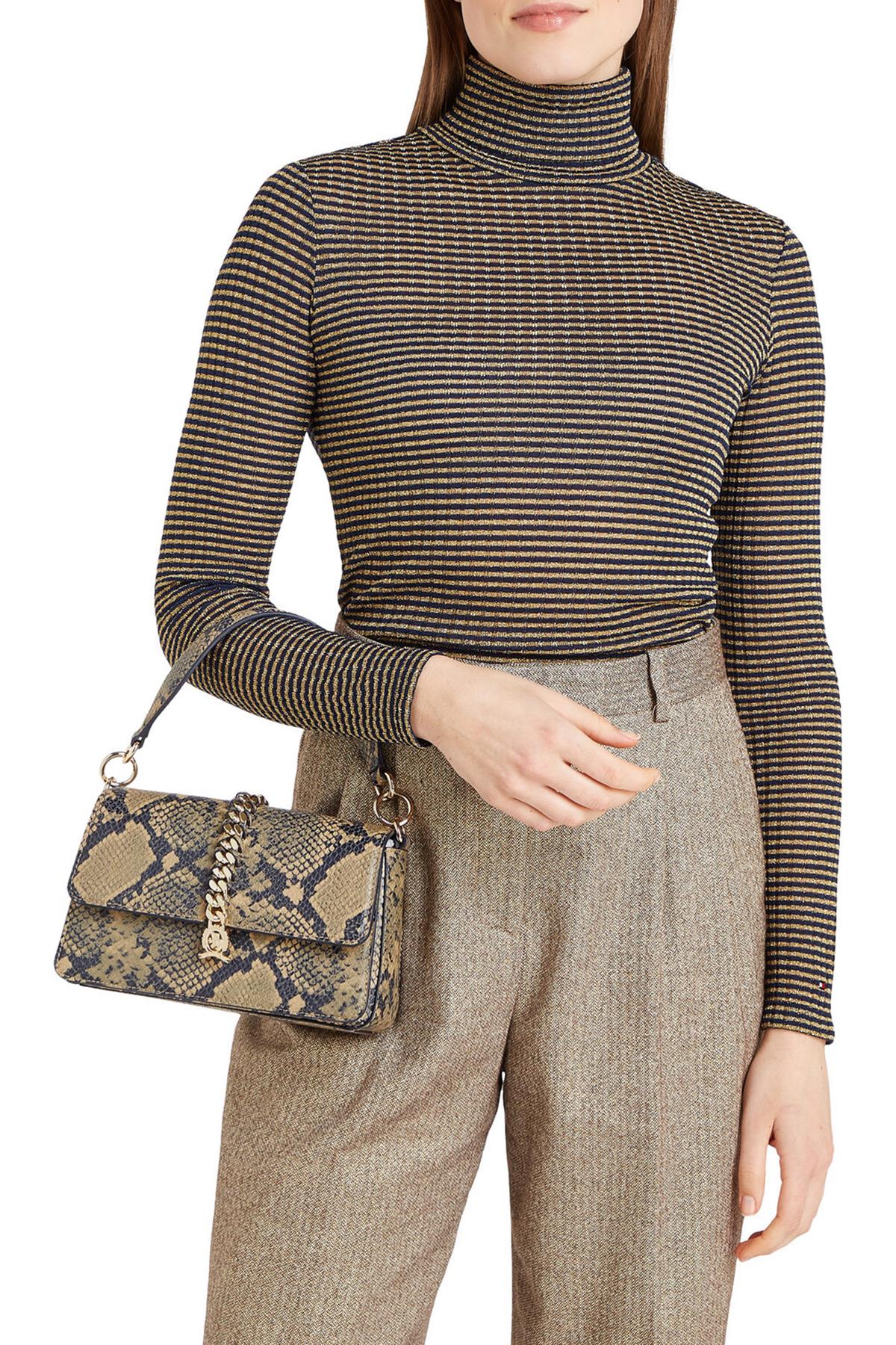 luxe-leather-crossover-sn-6948c9.jpg
