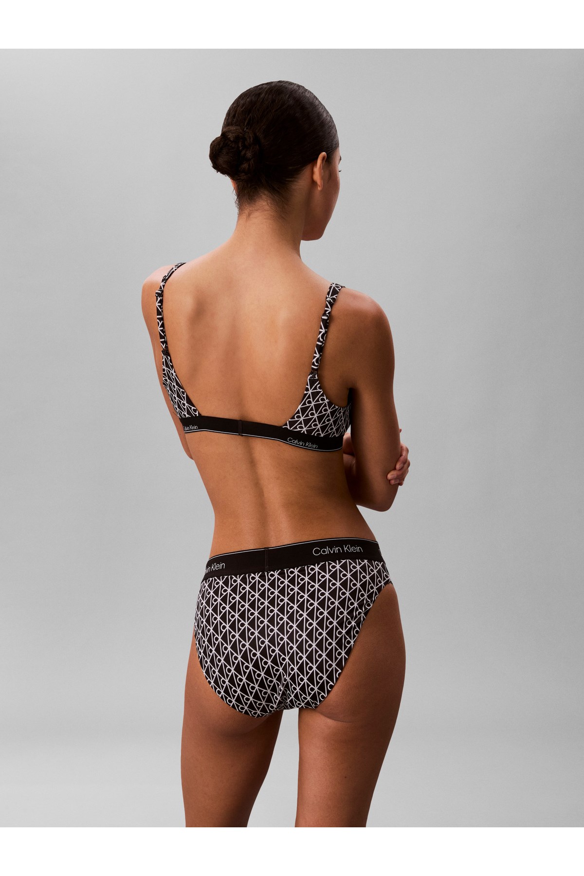 lv00q61132-32n-l-bikini-20227e.jpg