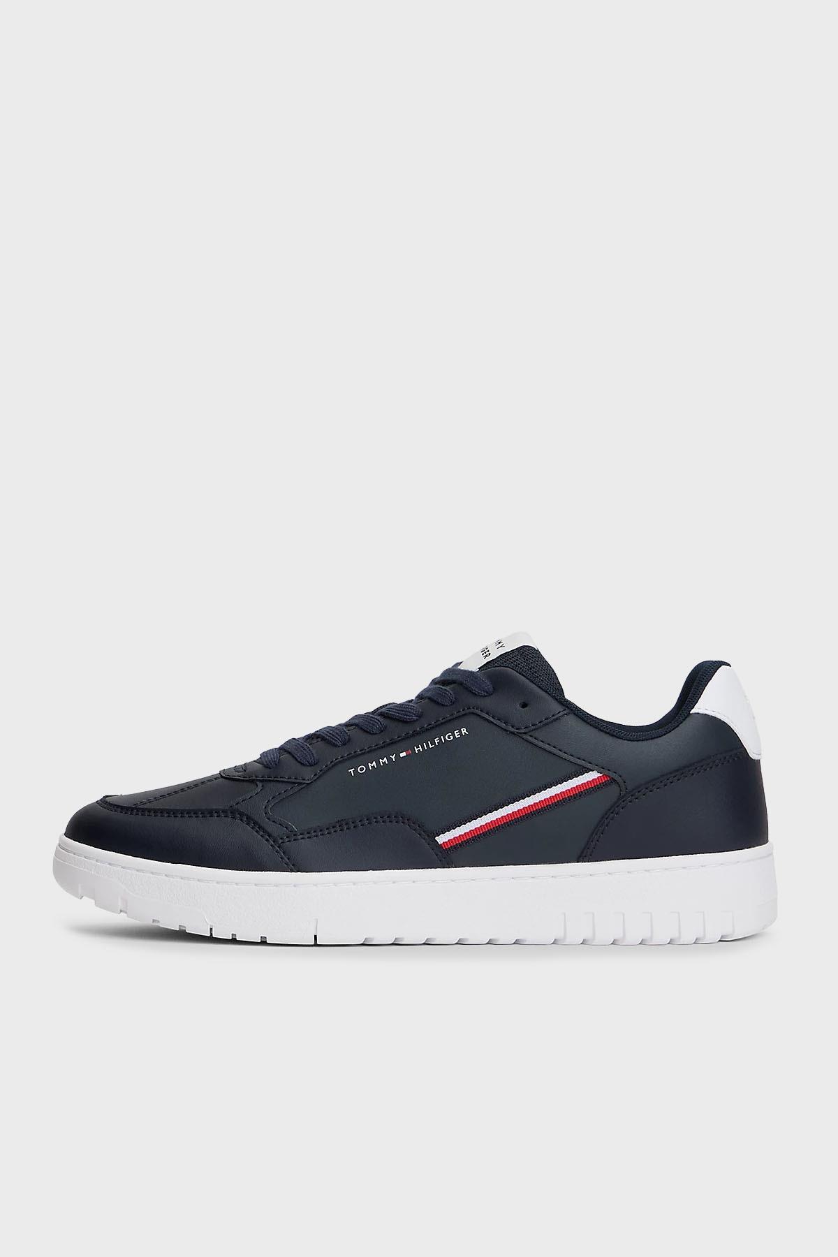 men-desert-sky-basket-core-stripe-low--0f9252.jpg