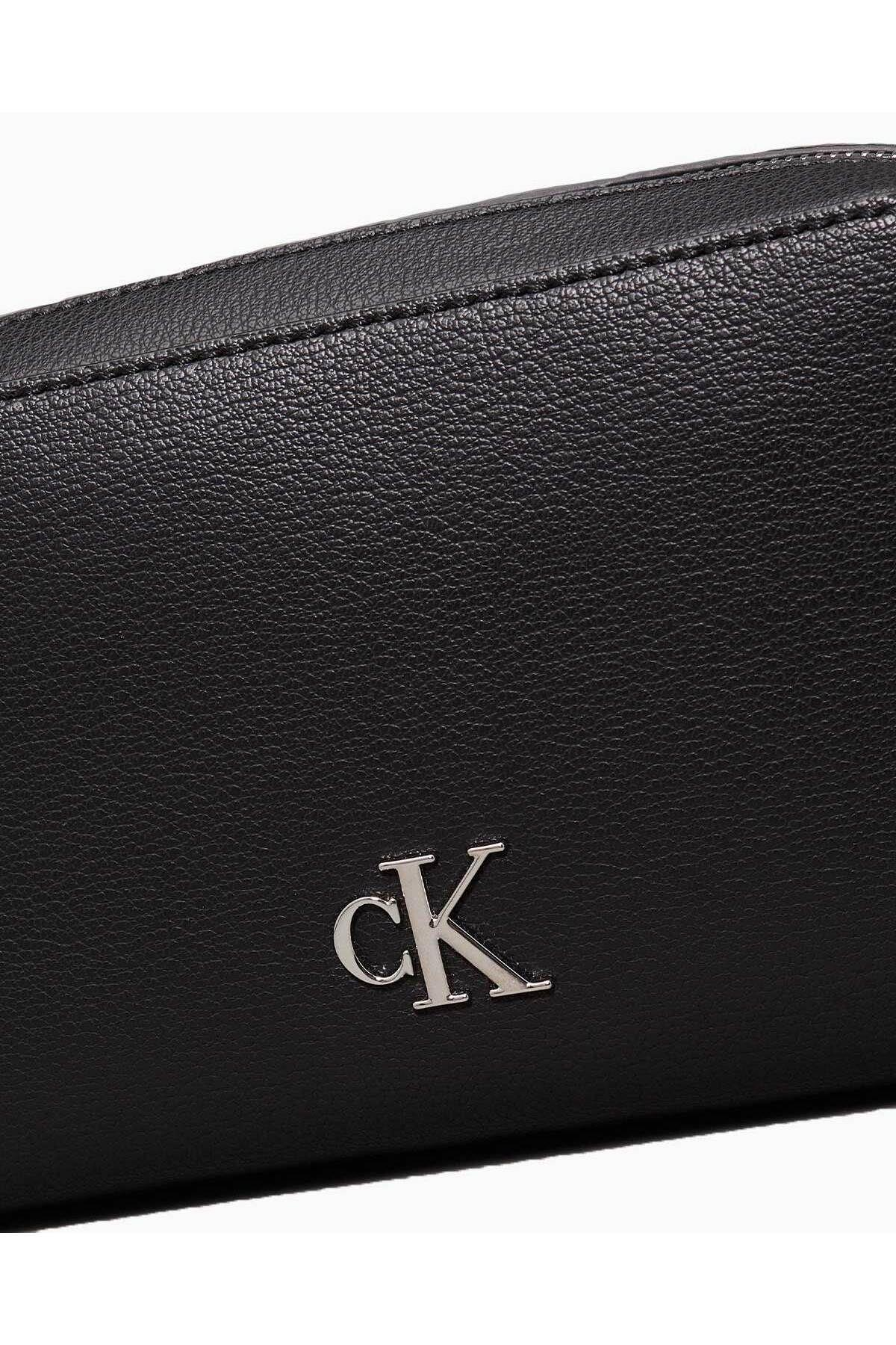 minimal-monogram-capraz-askili-canta-82727c.jpg