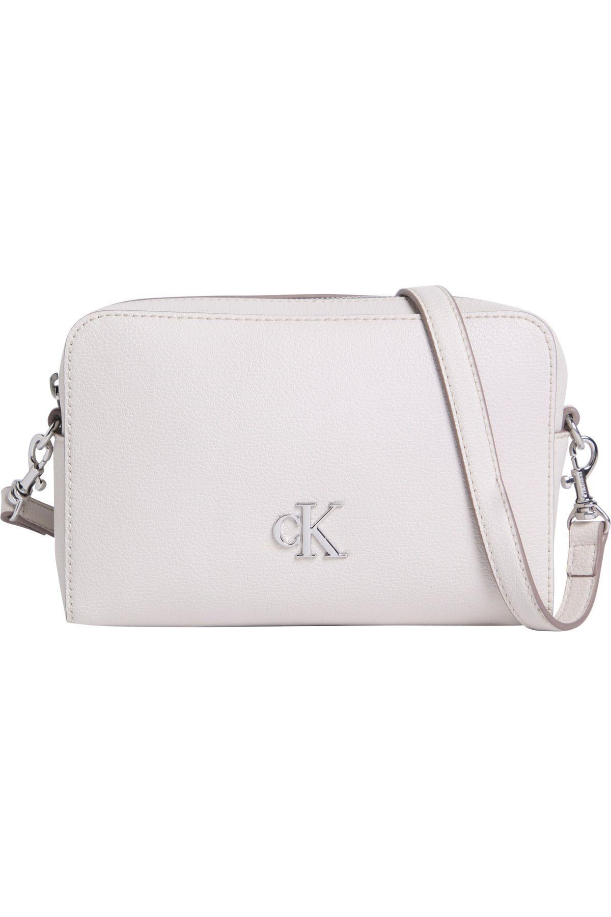 minimal-monogram-ew-camera-bag-4-4f7d.jpg