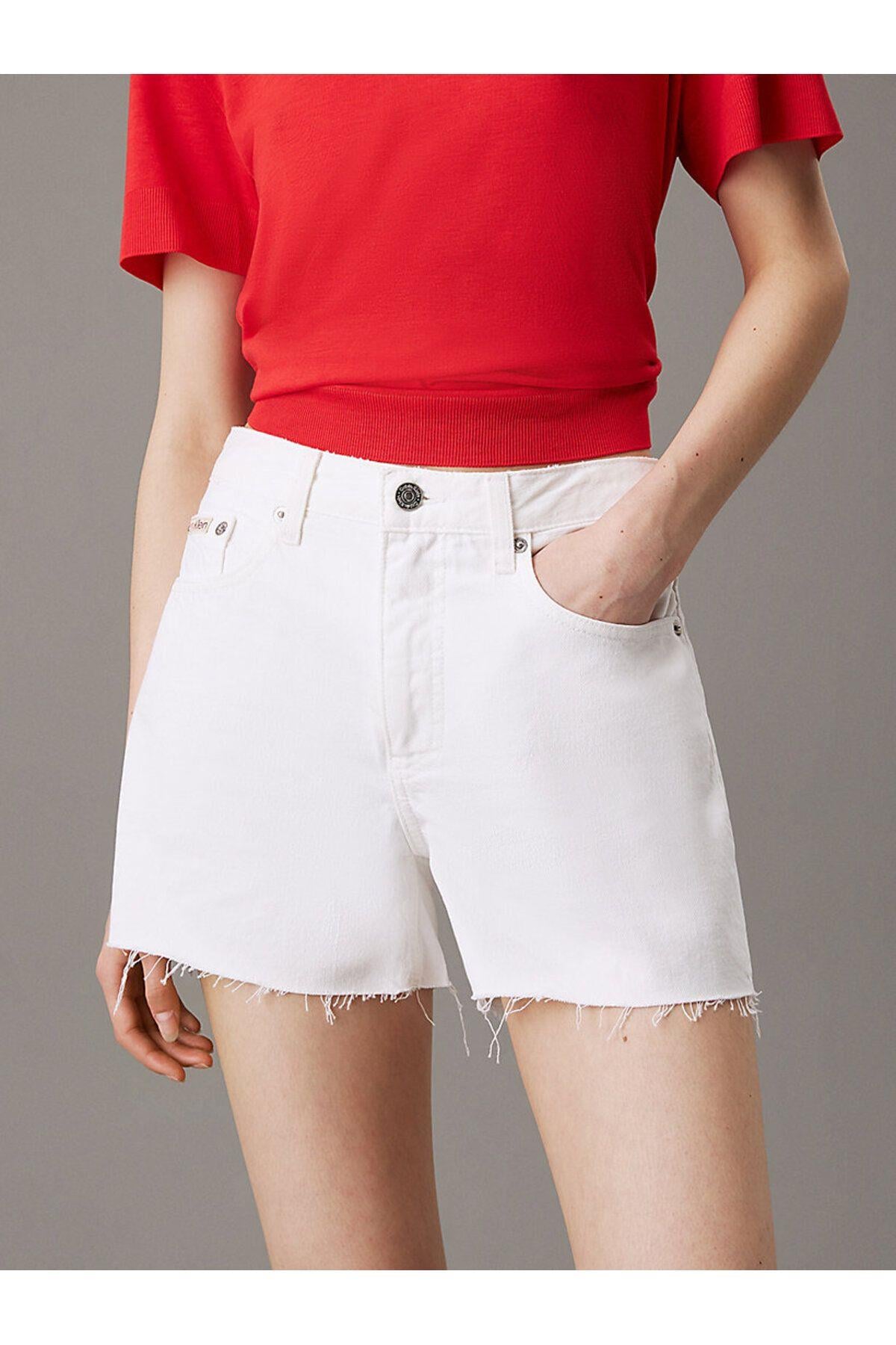 mom-short-aa865b.jpg