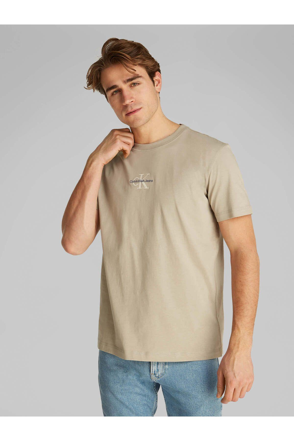 monologo-tee--20a9-.jpg
