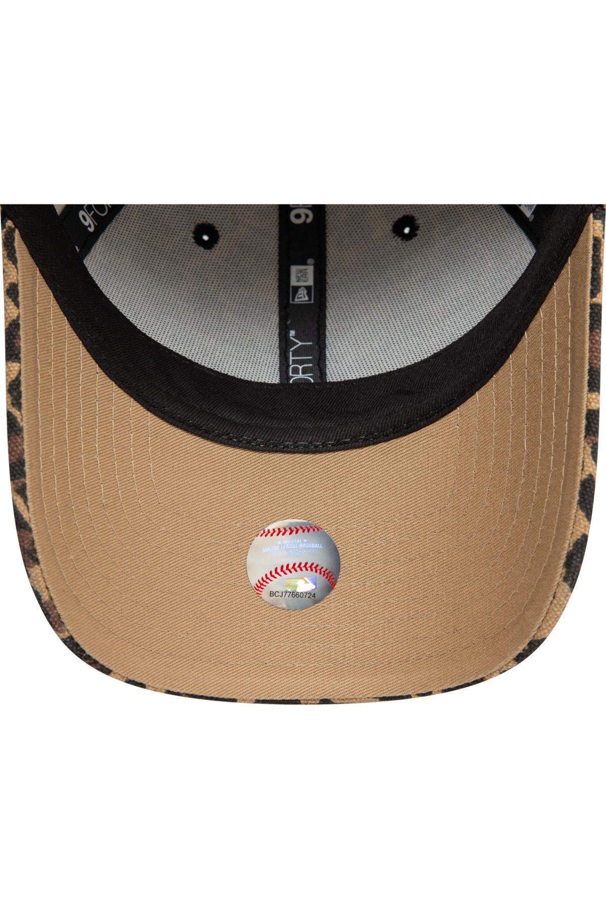 new-york-yankees-kadin-leopar-9forty-6-9c44-2.jpg