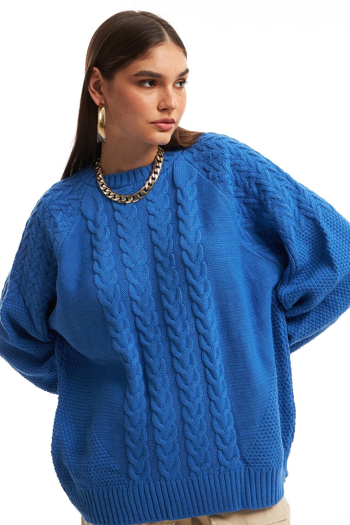 orgu-oversize-kazak-mavi-29c5-4.jpg