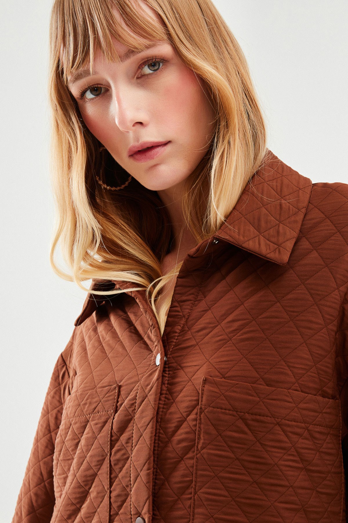 oversize-kapitone-ceket-kahverengi-d2cbf2.jpg