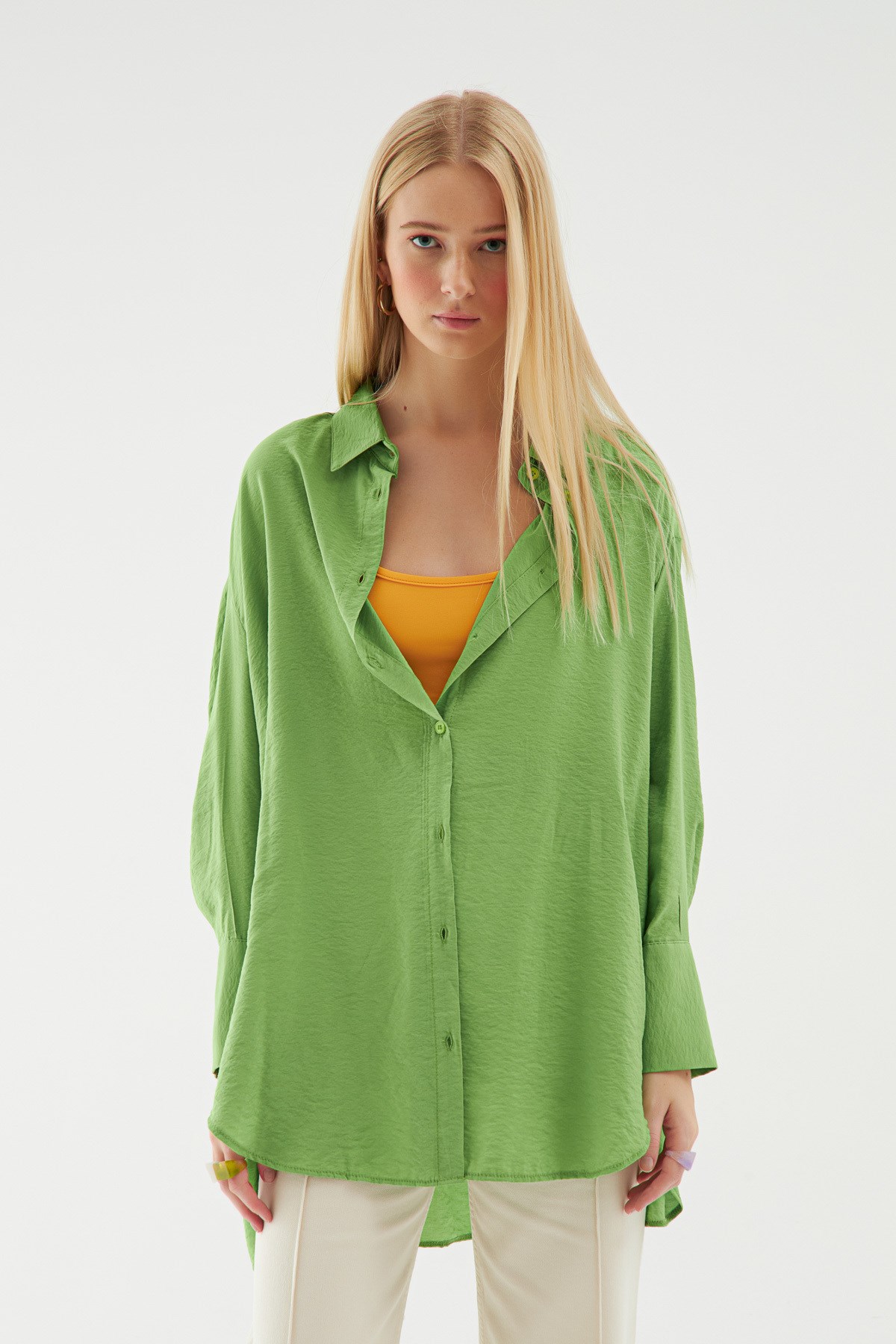 oversize-kesim-gomlek-yesil-aab-7b.jpg