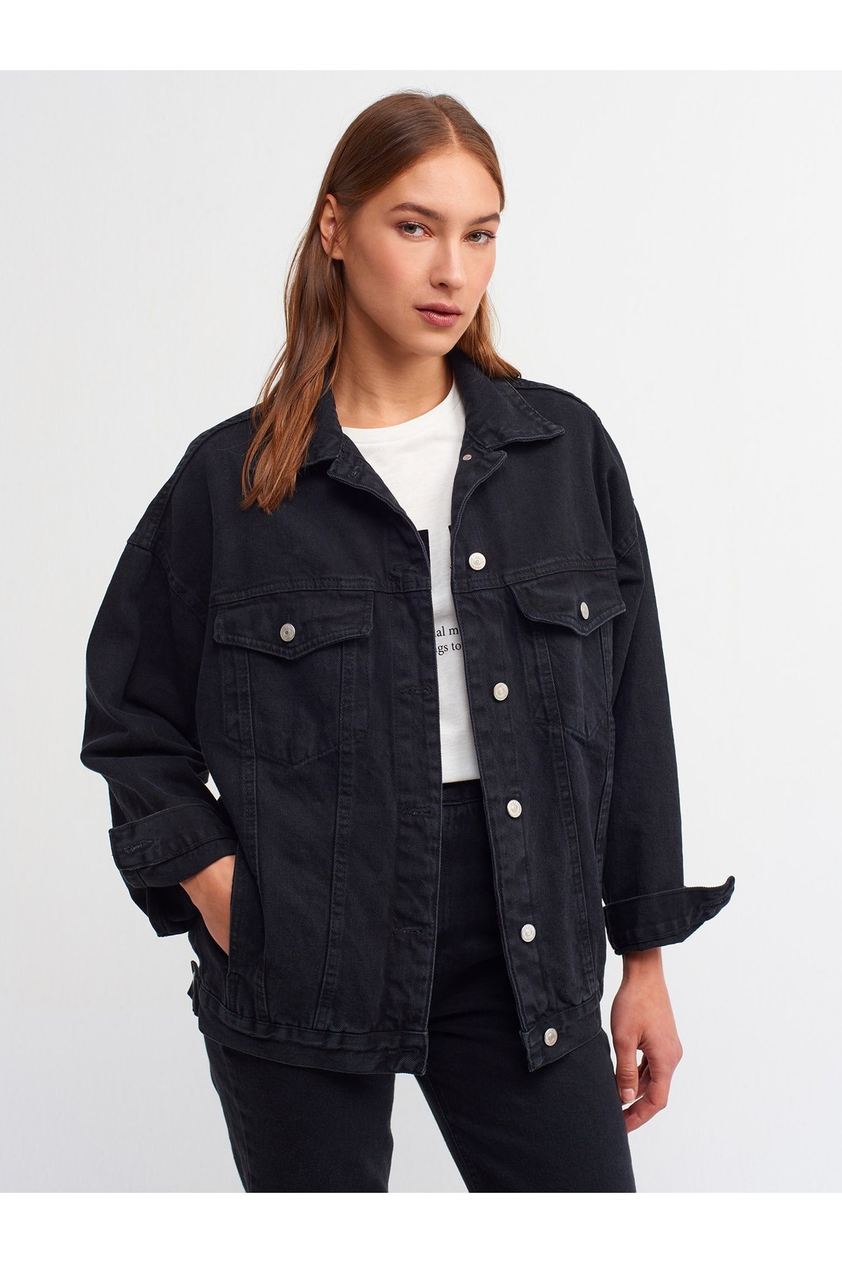 oversize-siyah-kot-ceket-685c2e.jpg