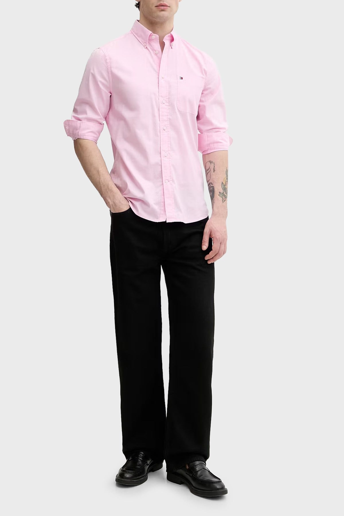 pamuklu-dugmeli-yaka-uzun-kollu-gomlek-6928dc.jpg