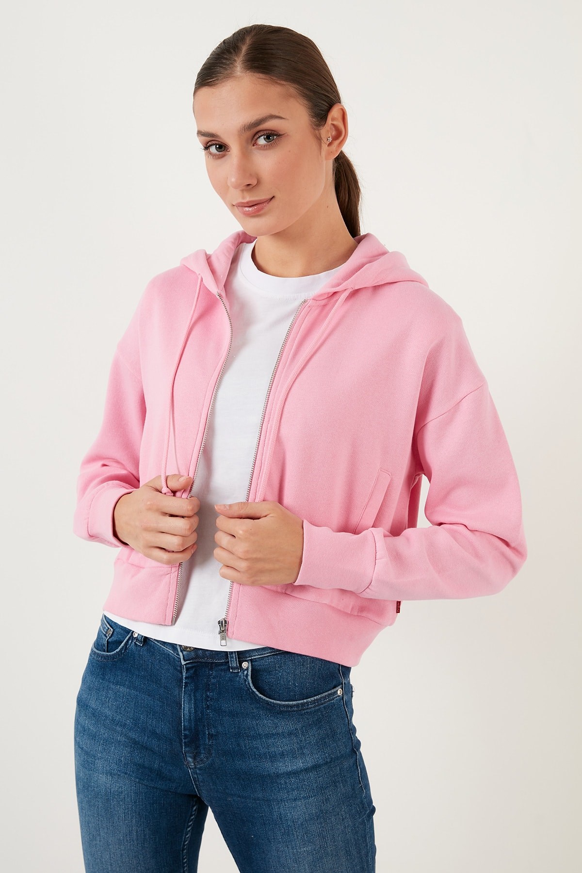 pamuklu-fermuarli-kapusonlu-crop-sweat-6d8b47.jpg