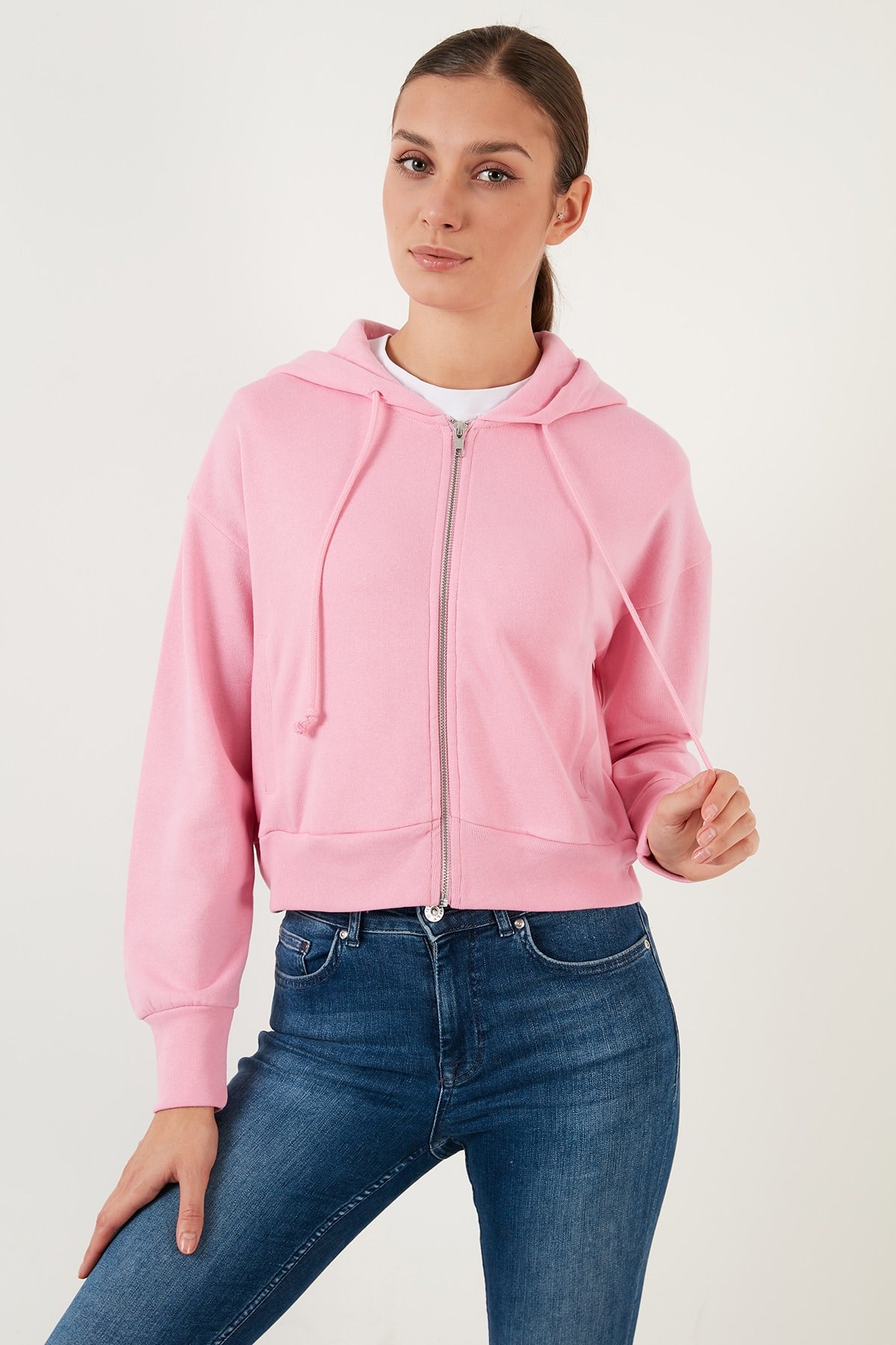 pamuklu-fermuarli-kapusonlu-crop-sweat-771-59.jpg