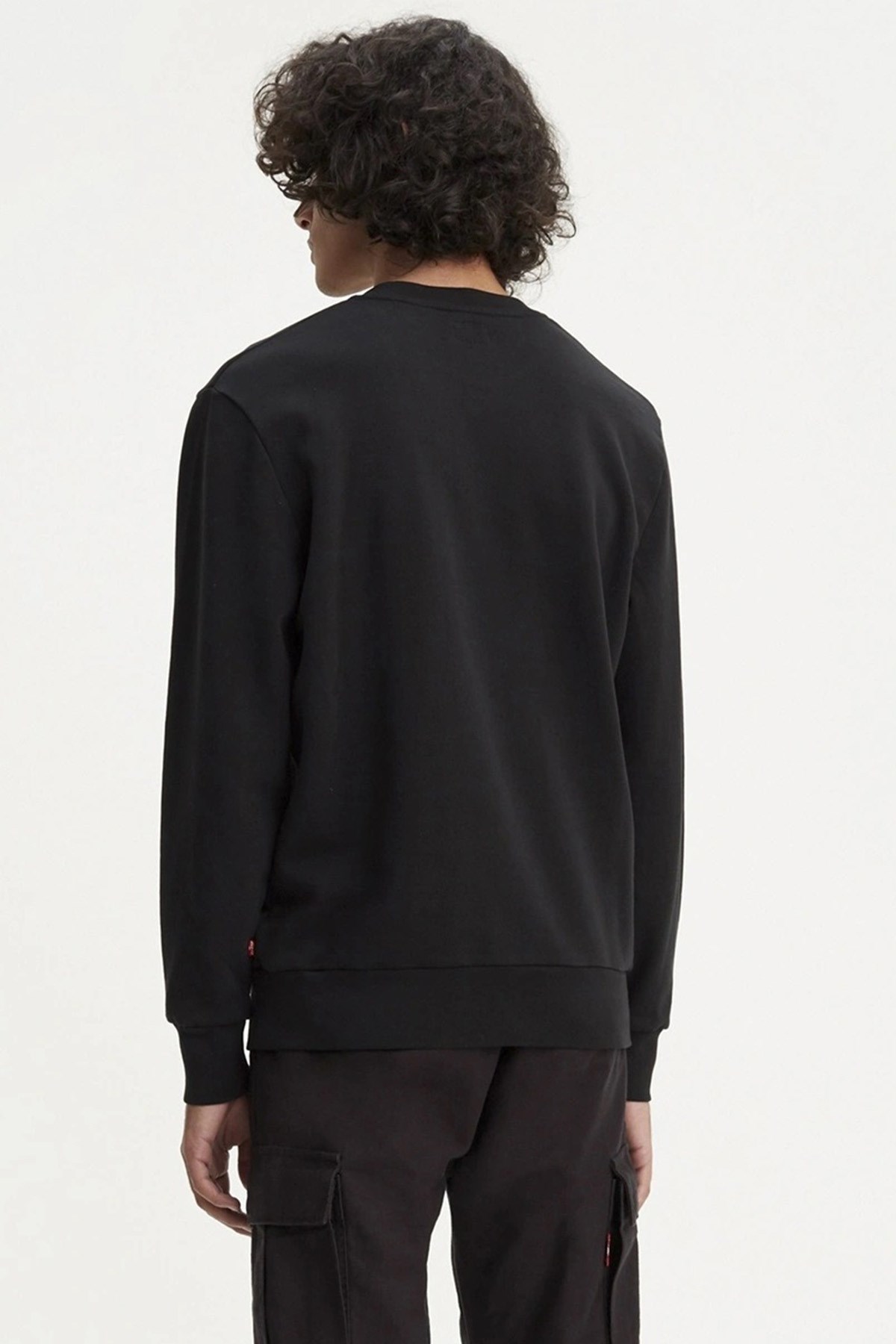 pamuklu-regular-fit-bisiklet-yaka-swea-16d-4f.jpg