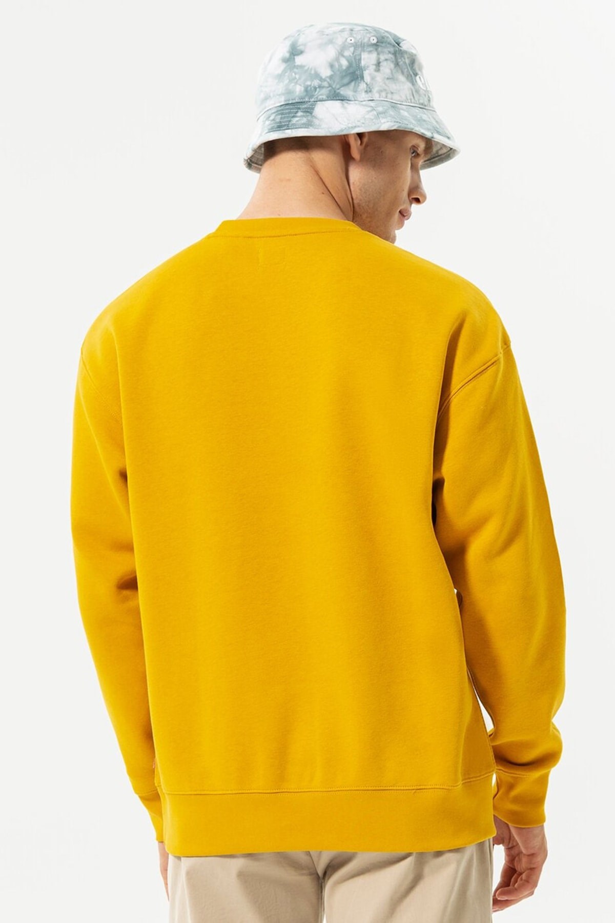 pamuklu-regular-fit-bisiklet-yaka-swea-cb2cd6.jpg