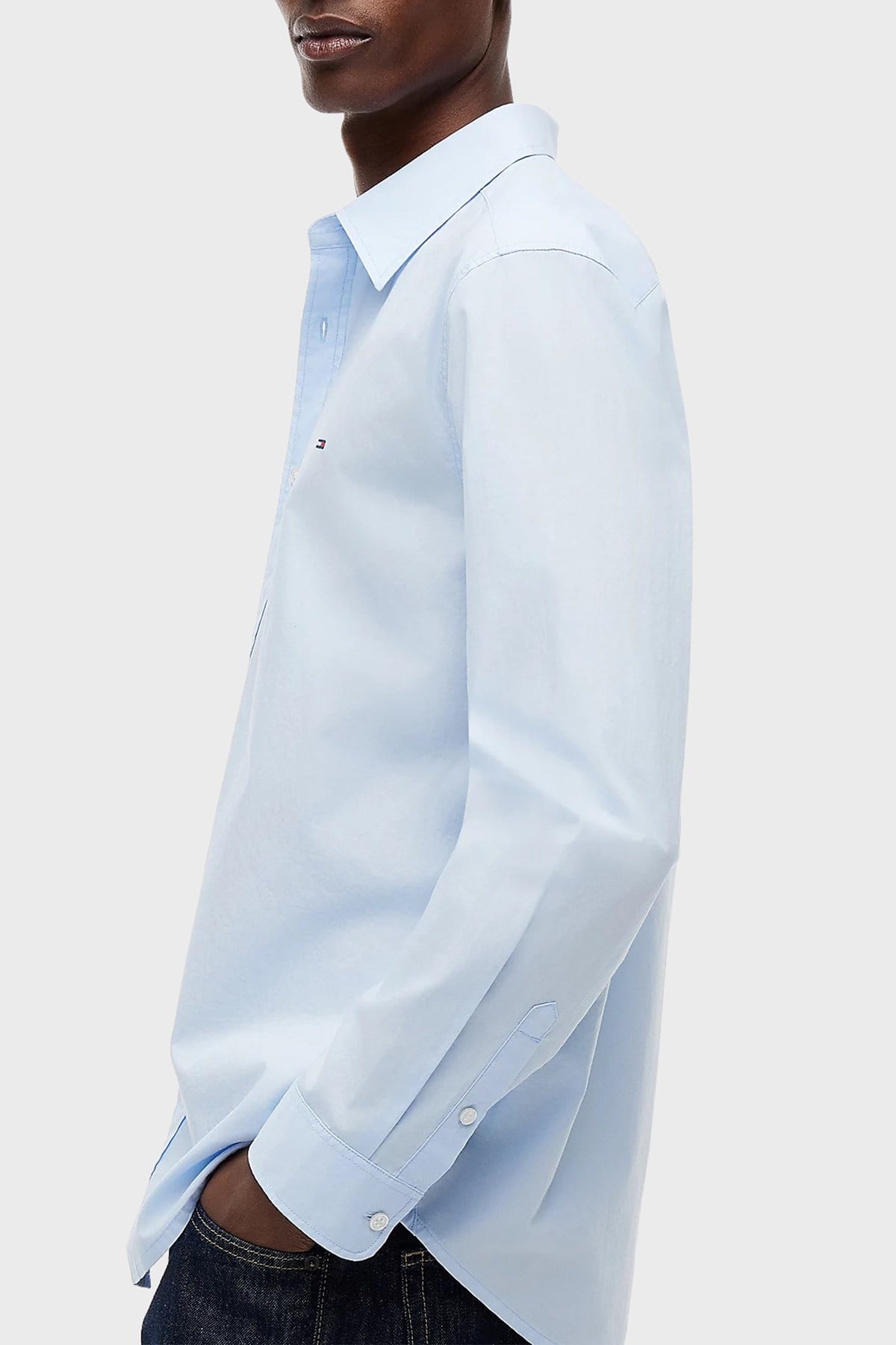 pamuklu-regular-fit-logolu-klasik-yaka-13676a.jpg