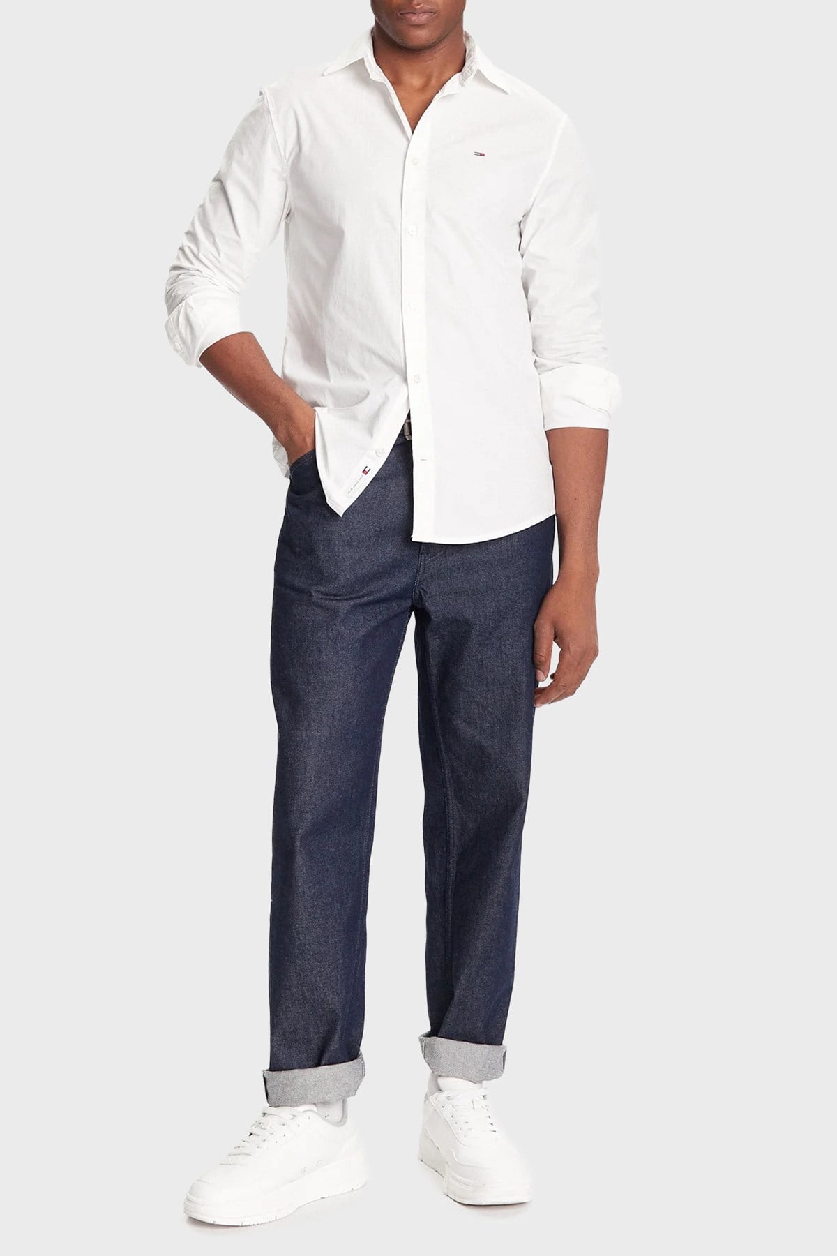 pamuklu-regular-fit-logolu-klasik-yaka-92c-13.jpg