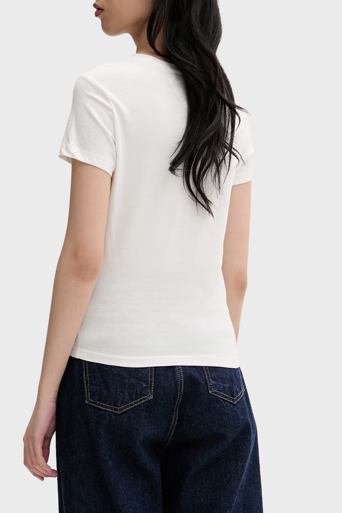 pamuklu-slim-fit-logo-baskili-bisiklet-84ed6a.jpg